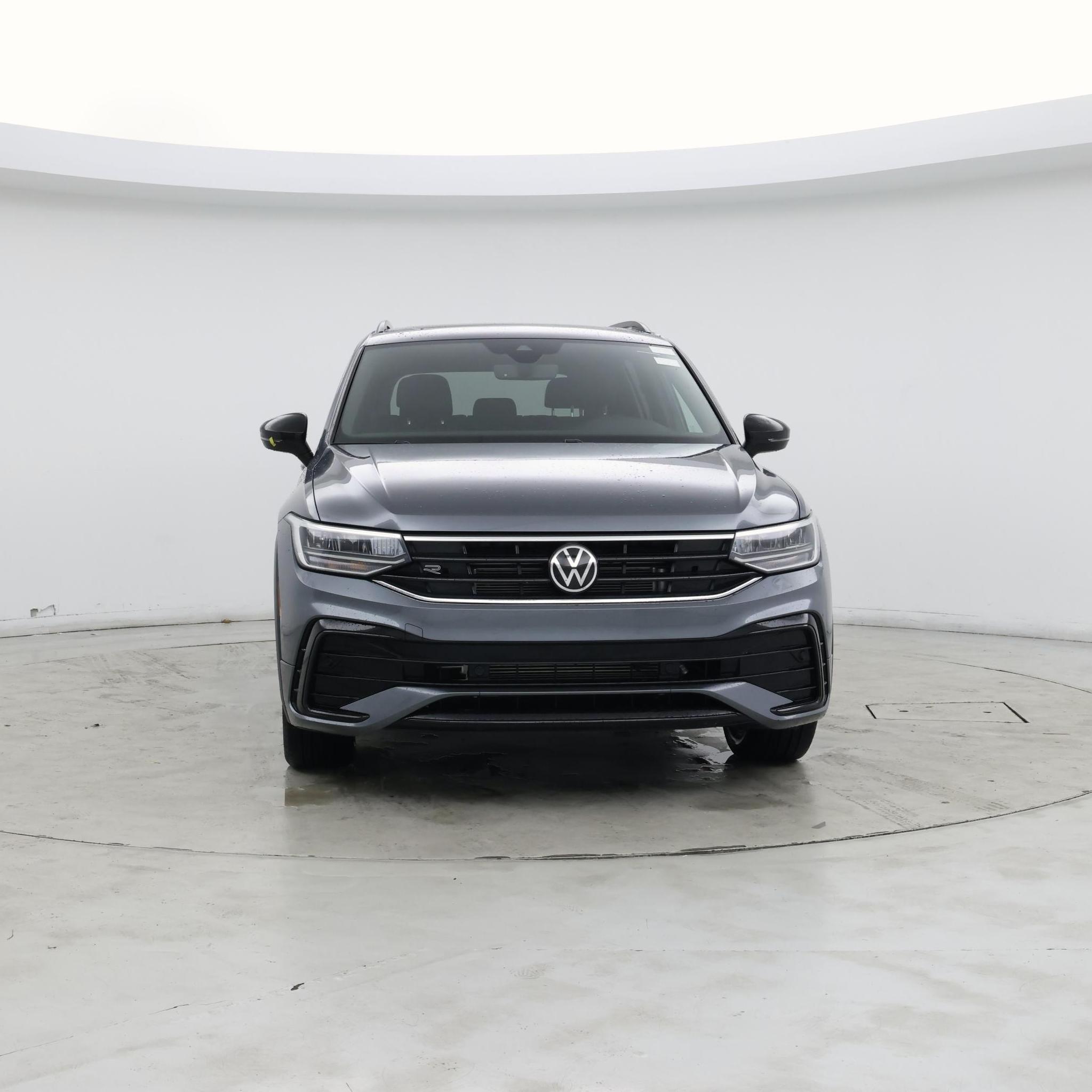 Thumbnail: 2022 Volkswagen Tiguan - 5