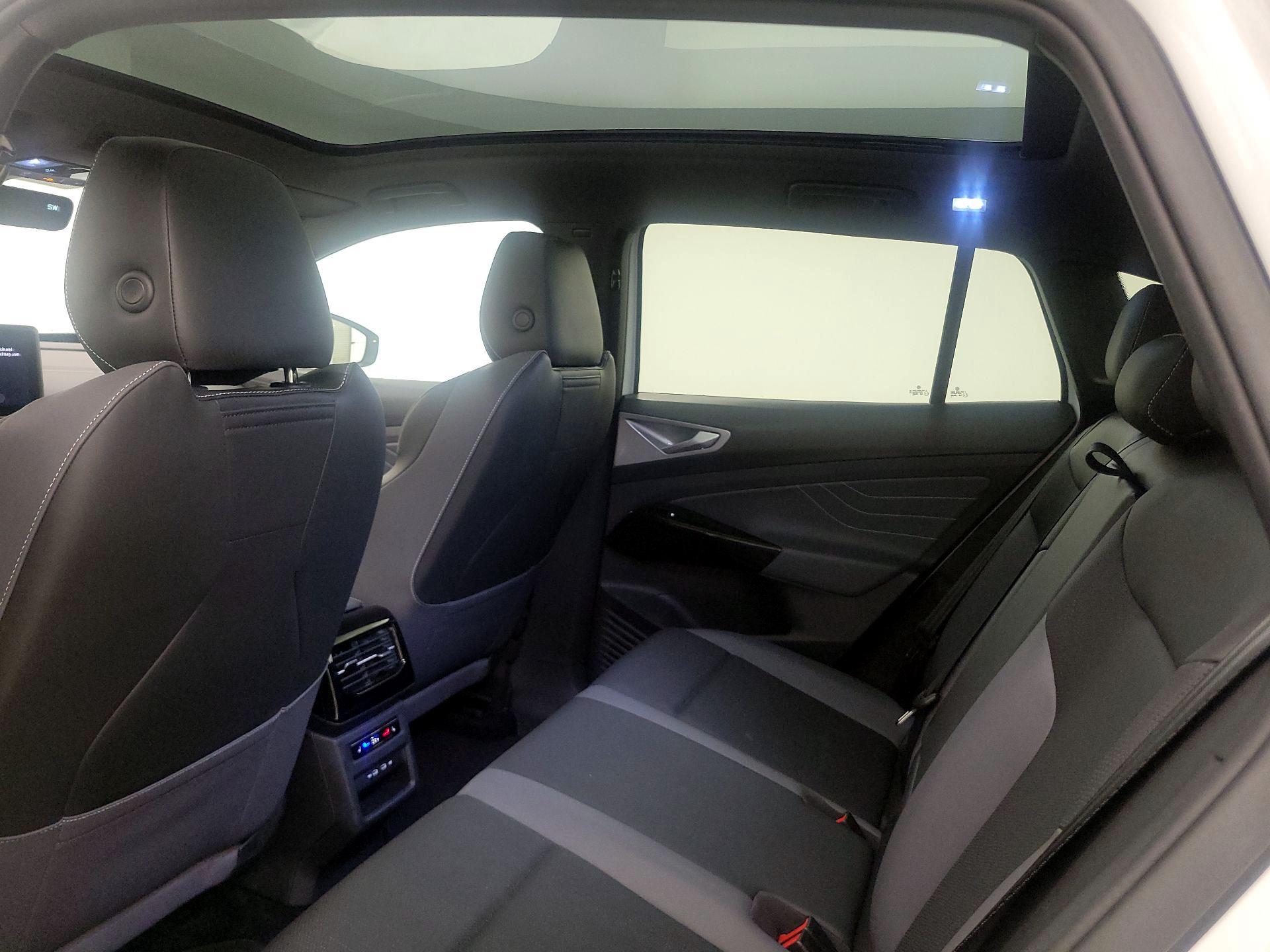 Thumbnail: 2023 Volkswagen ID.4 - 20