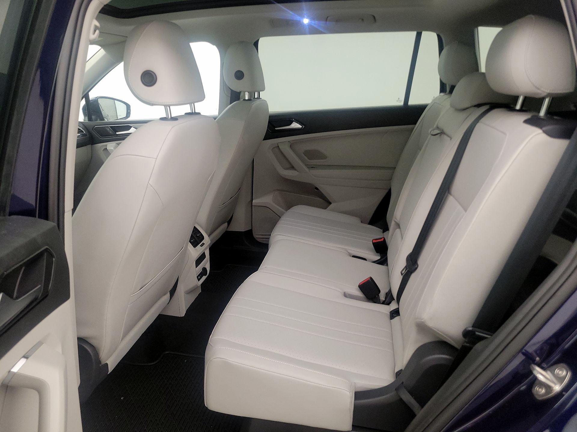 Thumbnail: 2023 Volkswagen Tiguan - 20