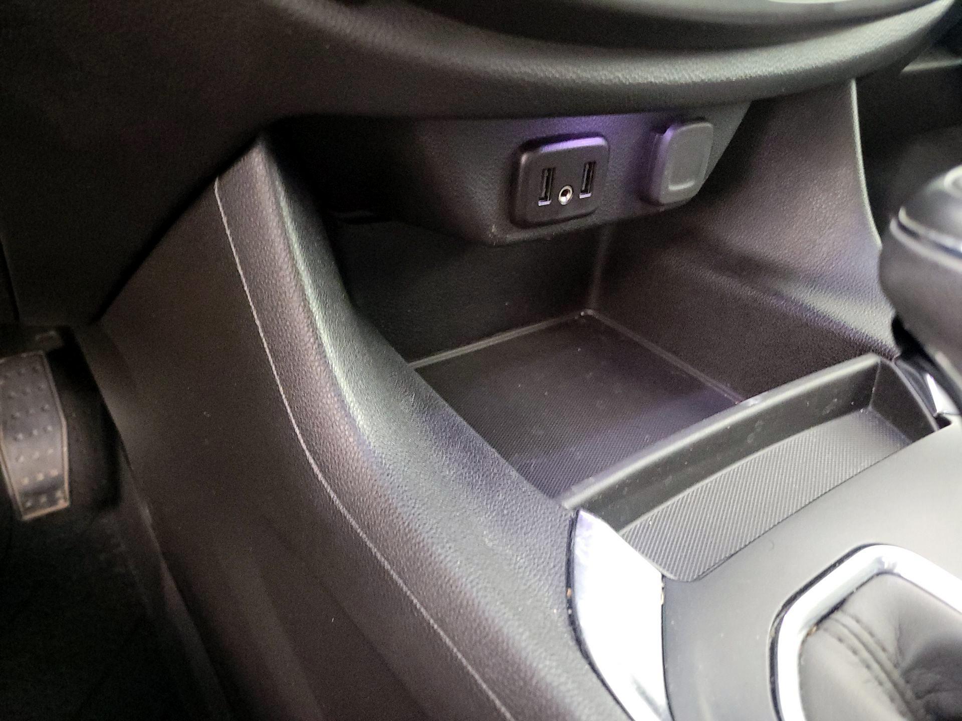 Thumbnail: 2020 Chevrolet Traverse - 18