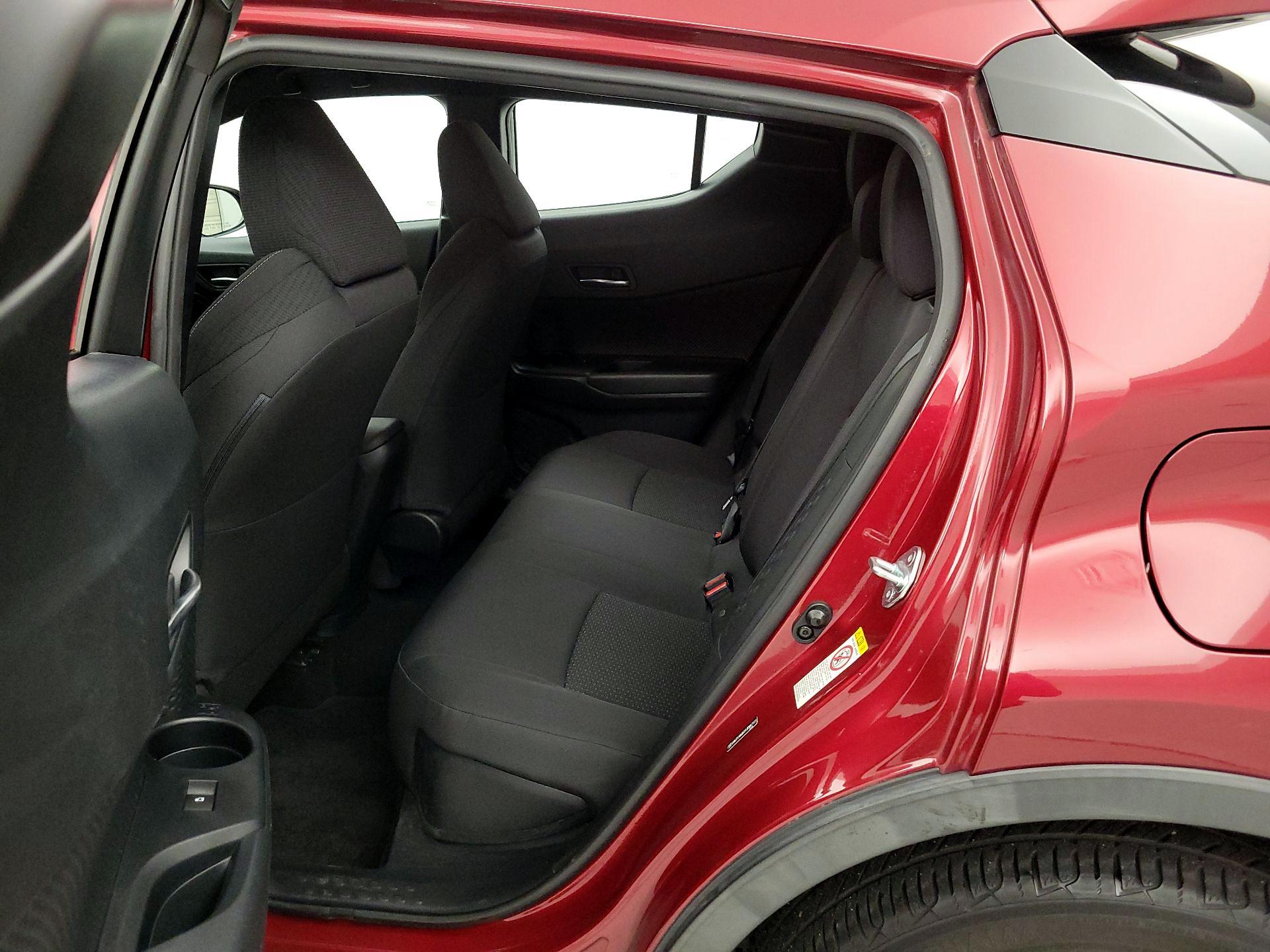 Thumbnail: 2018 Toyota C-HR - 19