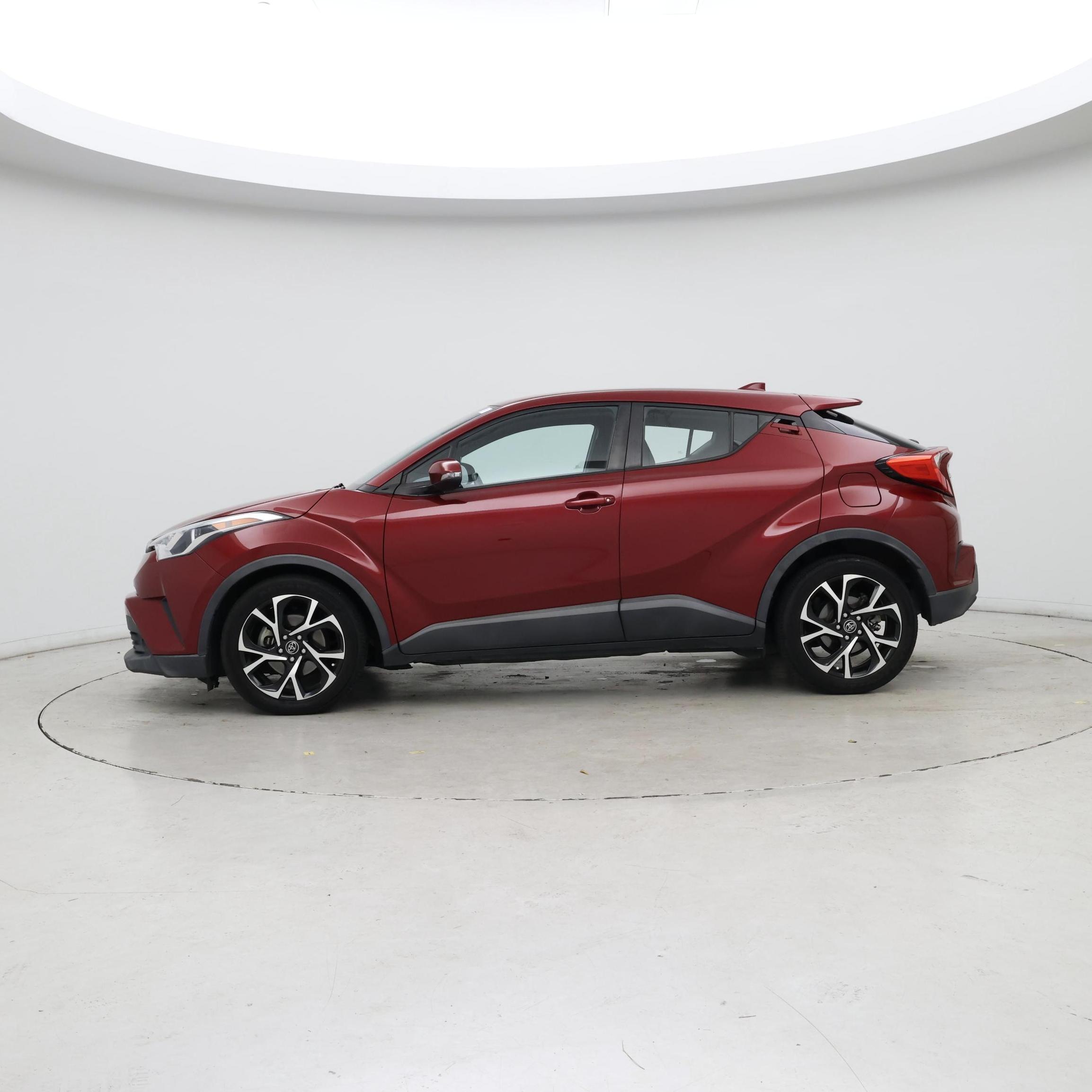 Thumbnail: 2018 Toyota C-HR - 3