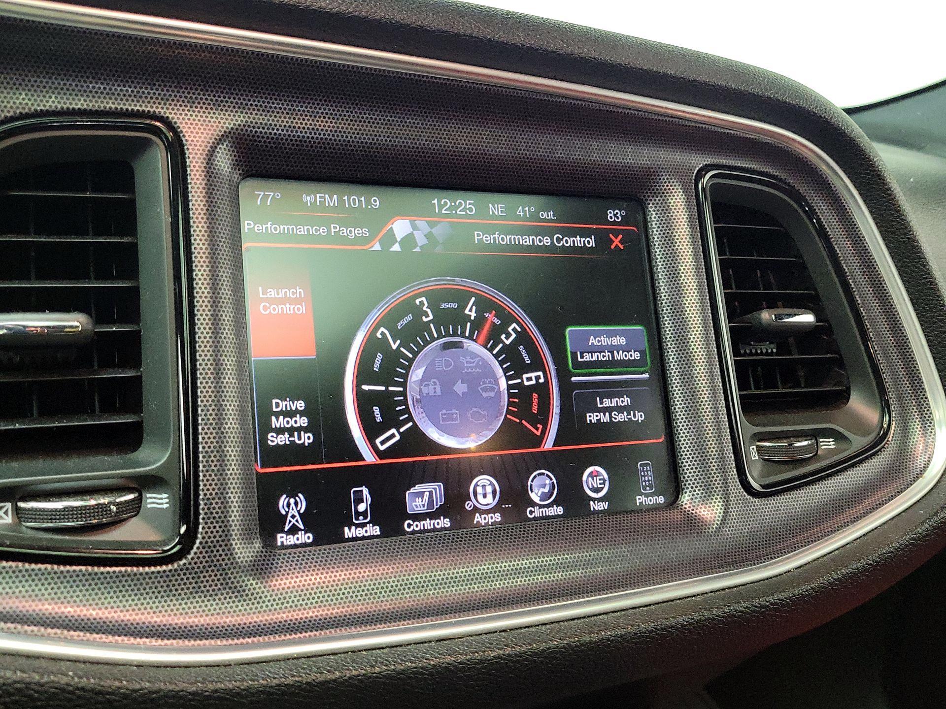 Thumbnail: 2016 Dodge Challenger - 15