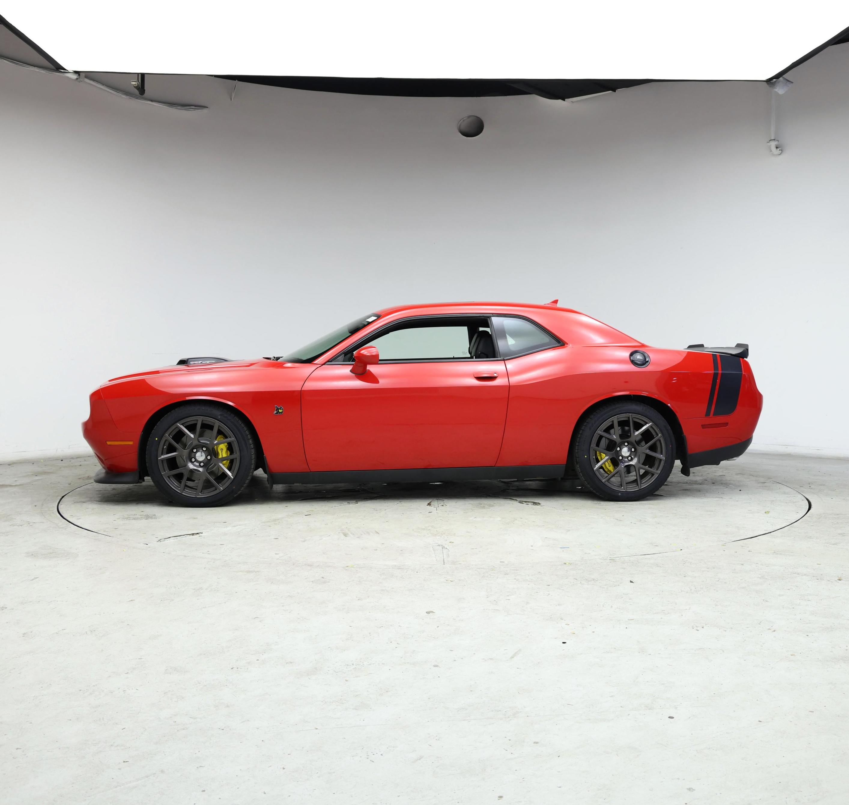 Thumbnail: 2016 Dodge Challenger - 3