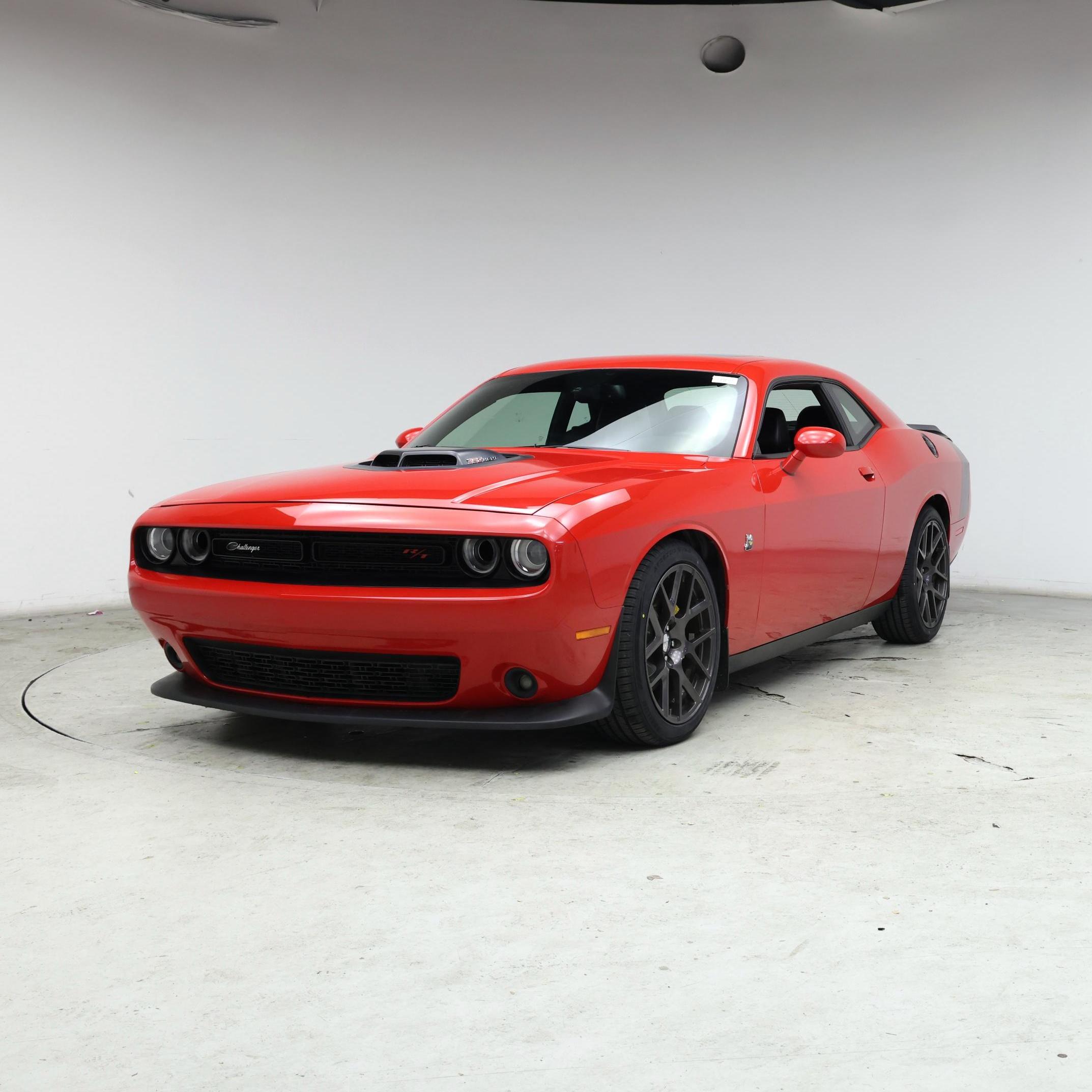 Thumbnail: 2016 Dodge Challenger - 4