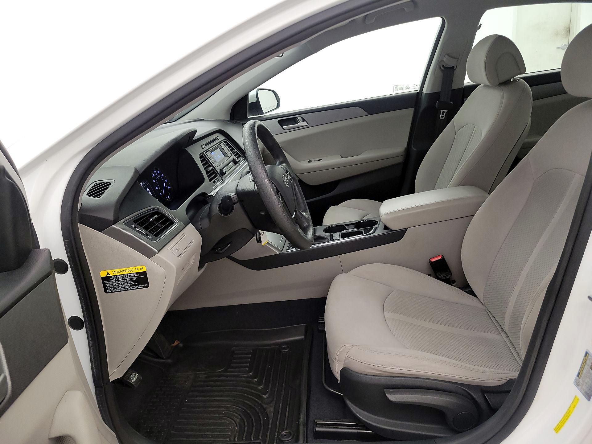 Thumbnail: 2015 Hyundai Sonata - 11