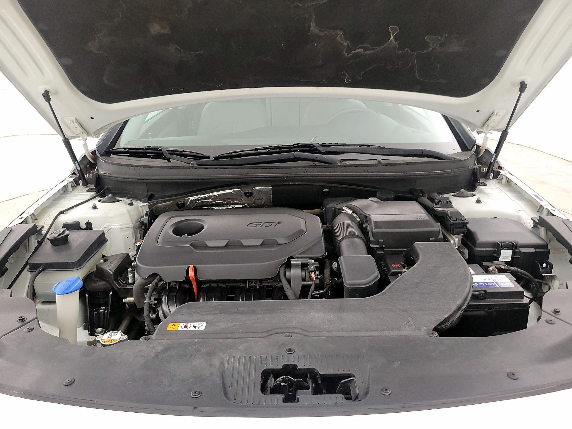 Thumbnail: 2015 Hyundai Sonata - 20