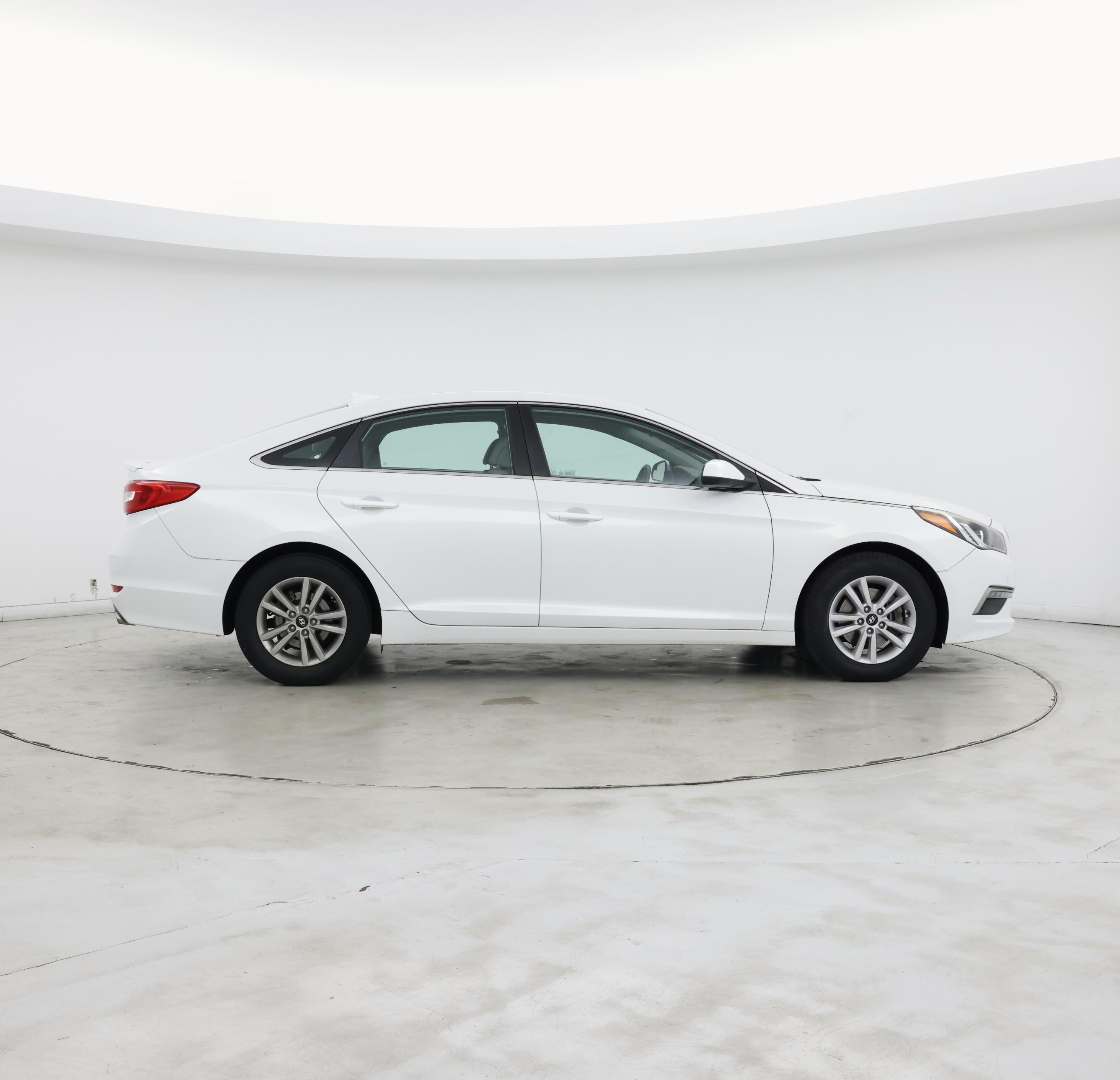 Thumbnail: 2015 Hyundai Sonata - 7