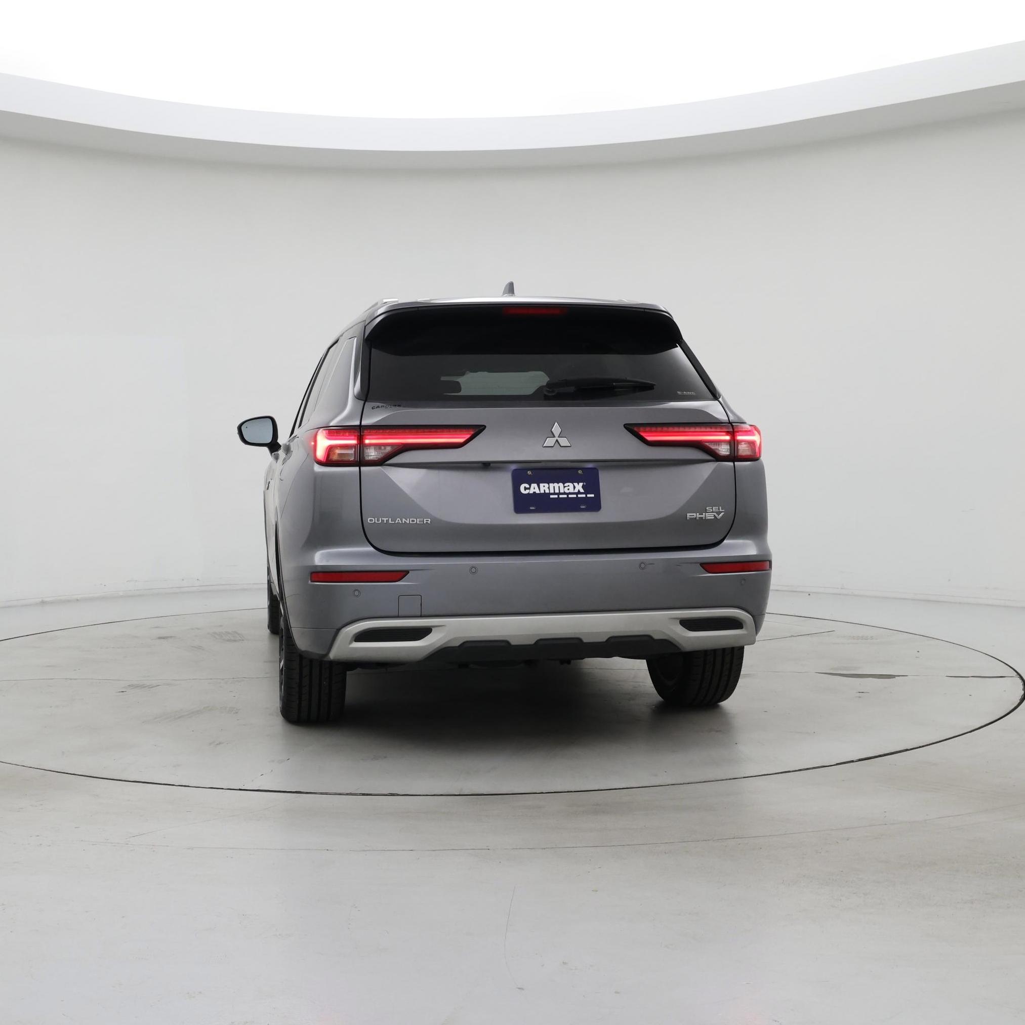 Thumbnail: 2023 Mitsubishi Outlander - 6