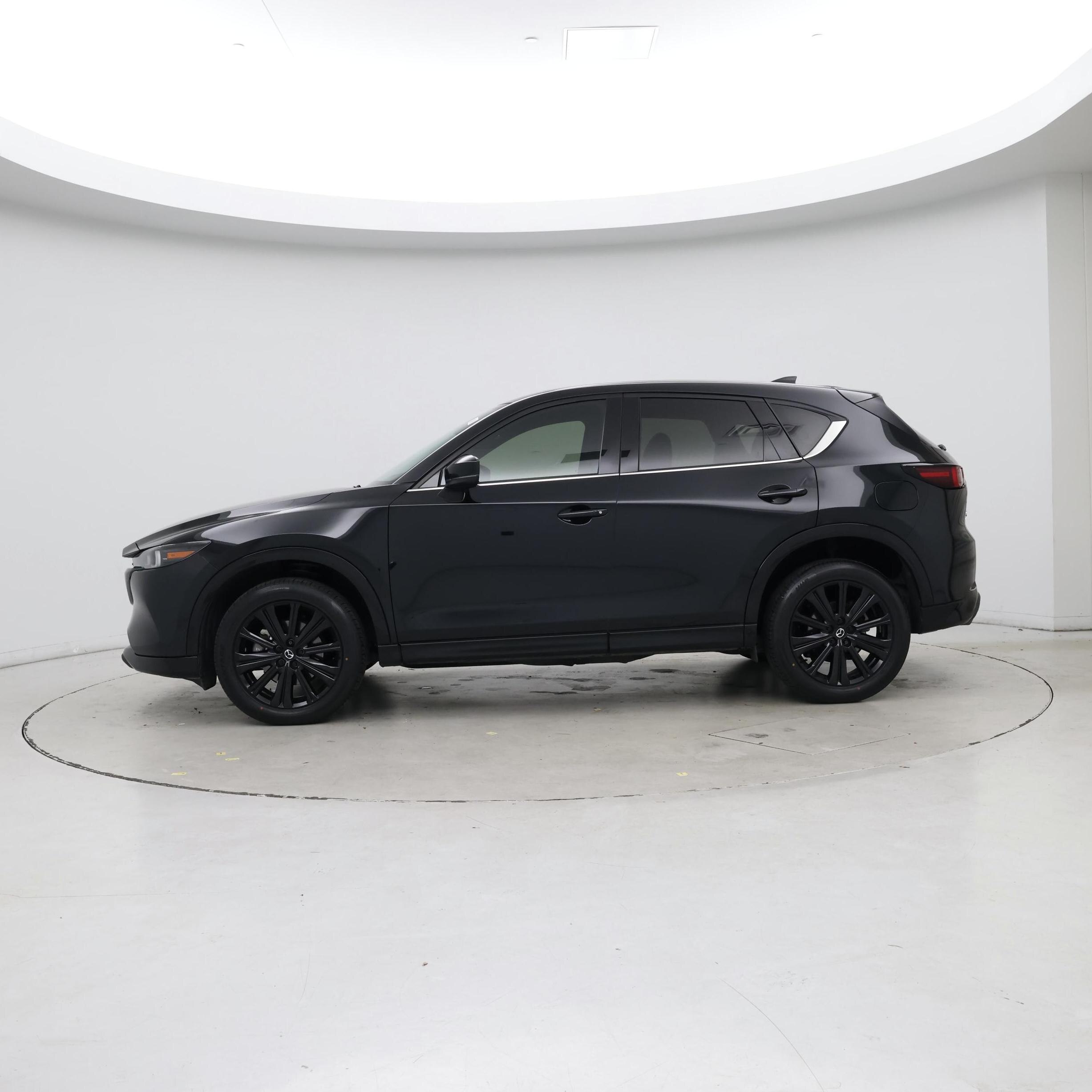 Thumbnail: 2023 Mazda CX-5 - 3