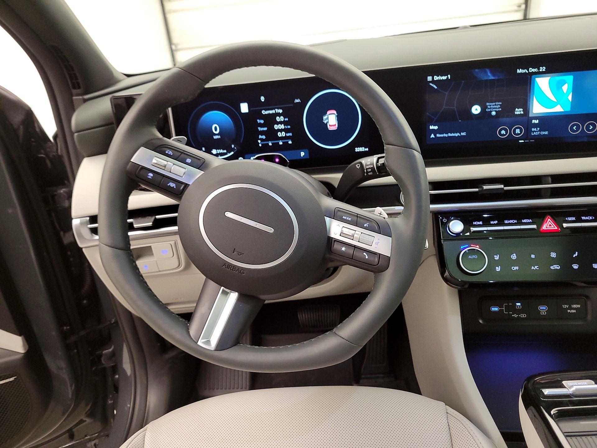 Thumbnail: 2025 Hyundai Tucson - 10