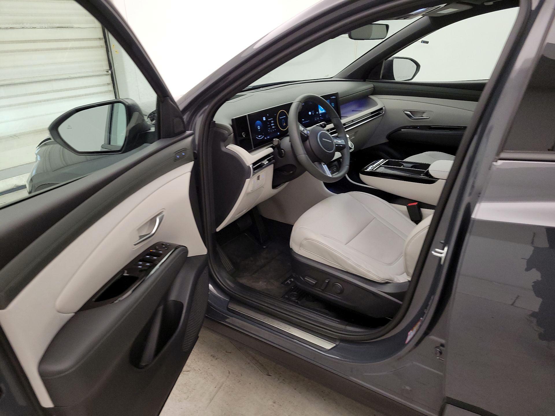 Thumbnail: 2025 Hyundai Tucson - 11