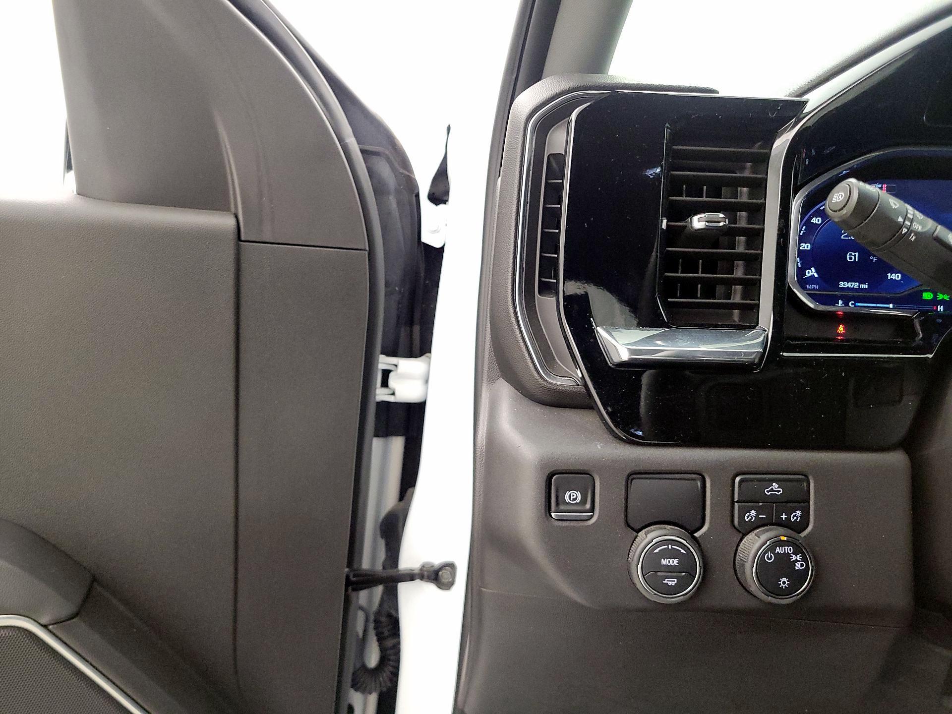 Thumbnail: 2025 Chevrolet Silverado 1500 - 13