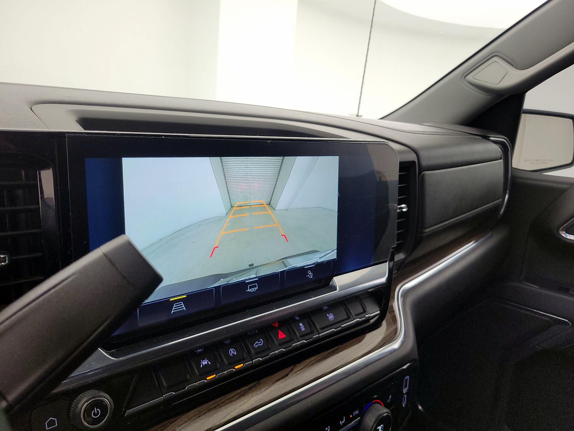 Thumbnail: 2025 Chevrolet Silverado 1500 - 15