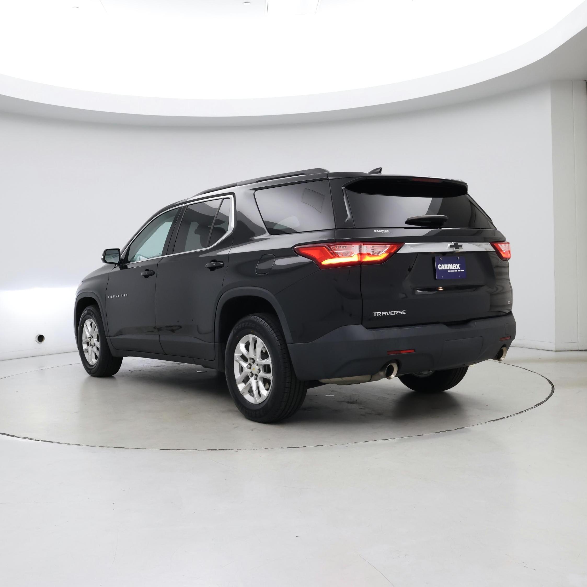 Thumbnail: 2019 Chevrolet Traverse - 2