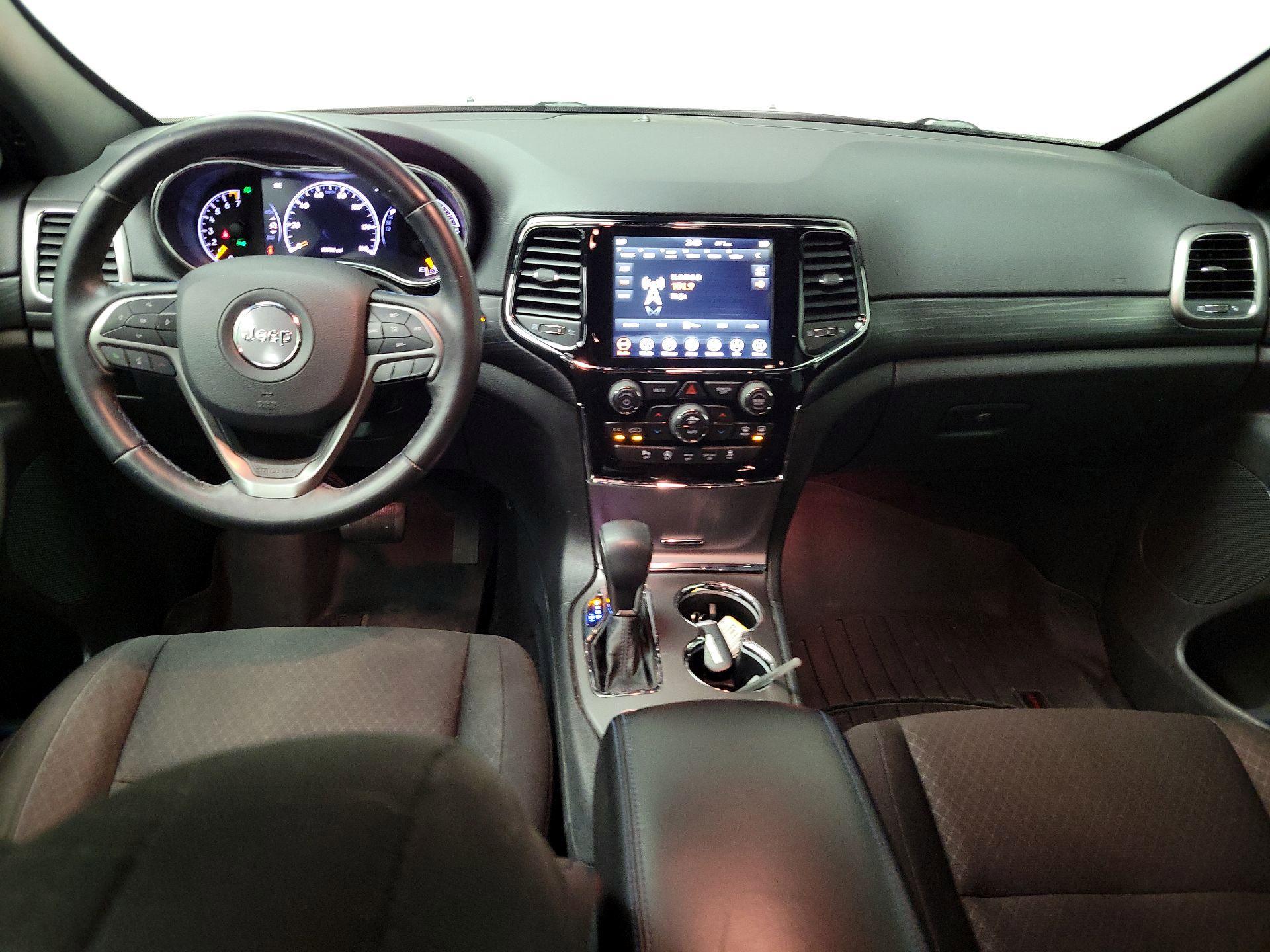 Thumbnail: 2019 Jeep Grand Cherokee - 9