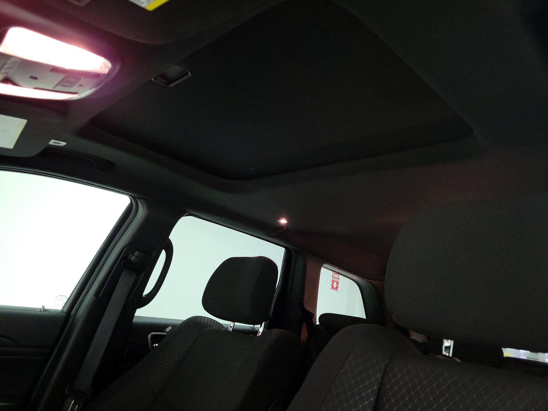 Thumbnail: 2019 Jeep Grand Cherokee - 19