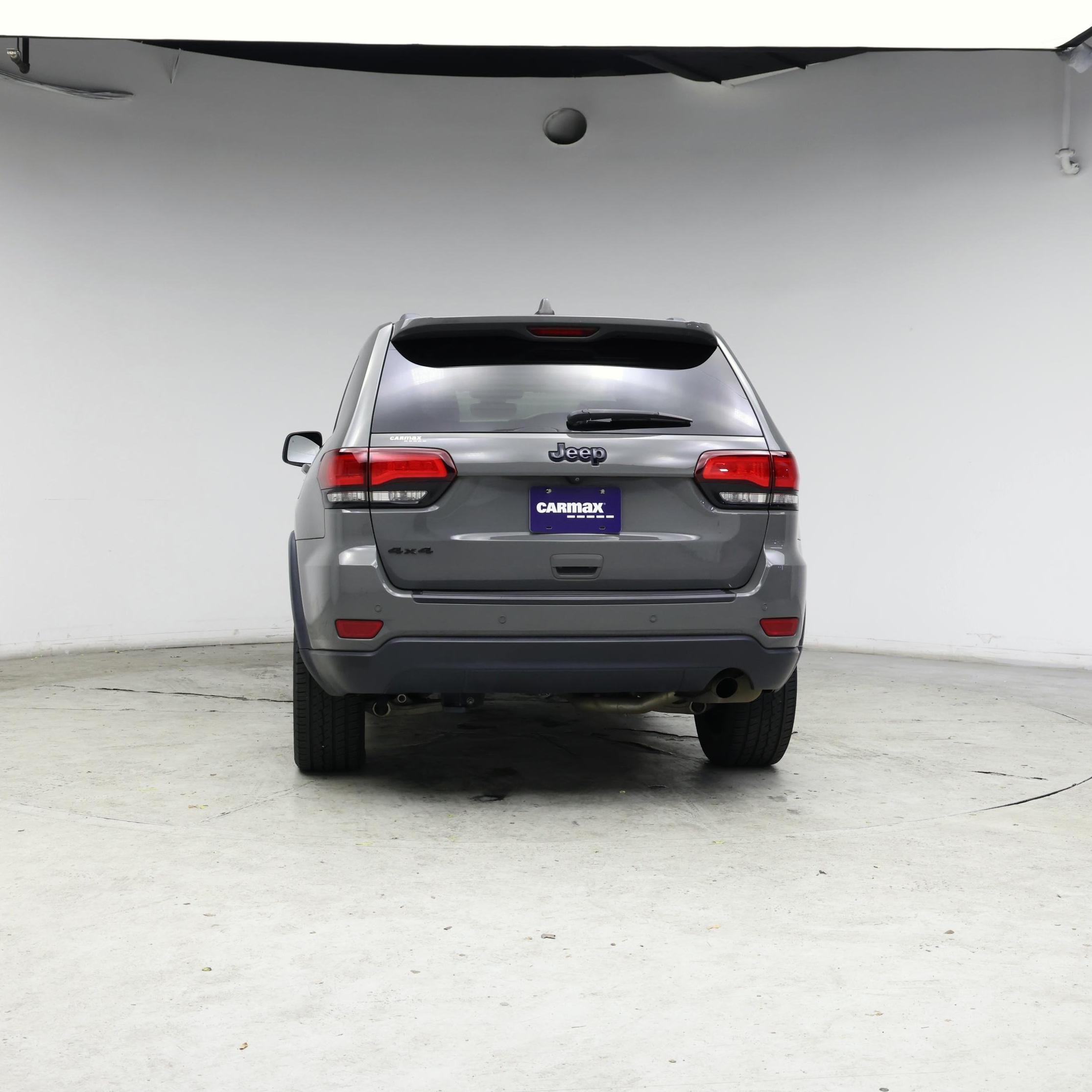 Thumbnail: 2019 Jeep Grand Cherokee - 6