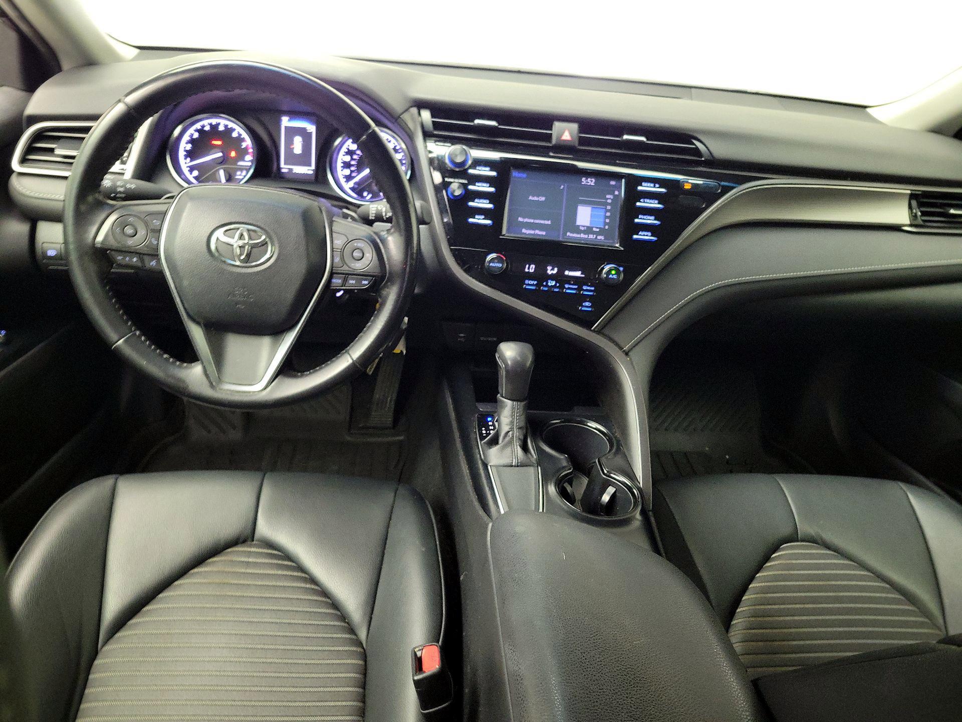 Thumbnail: 2019 Toyota Camry - 9