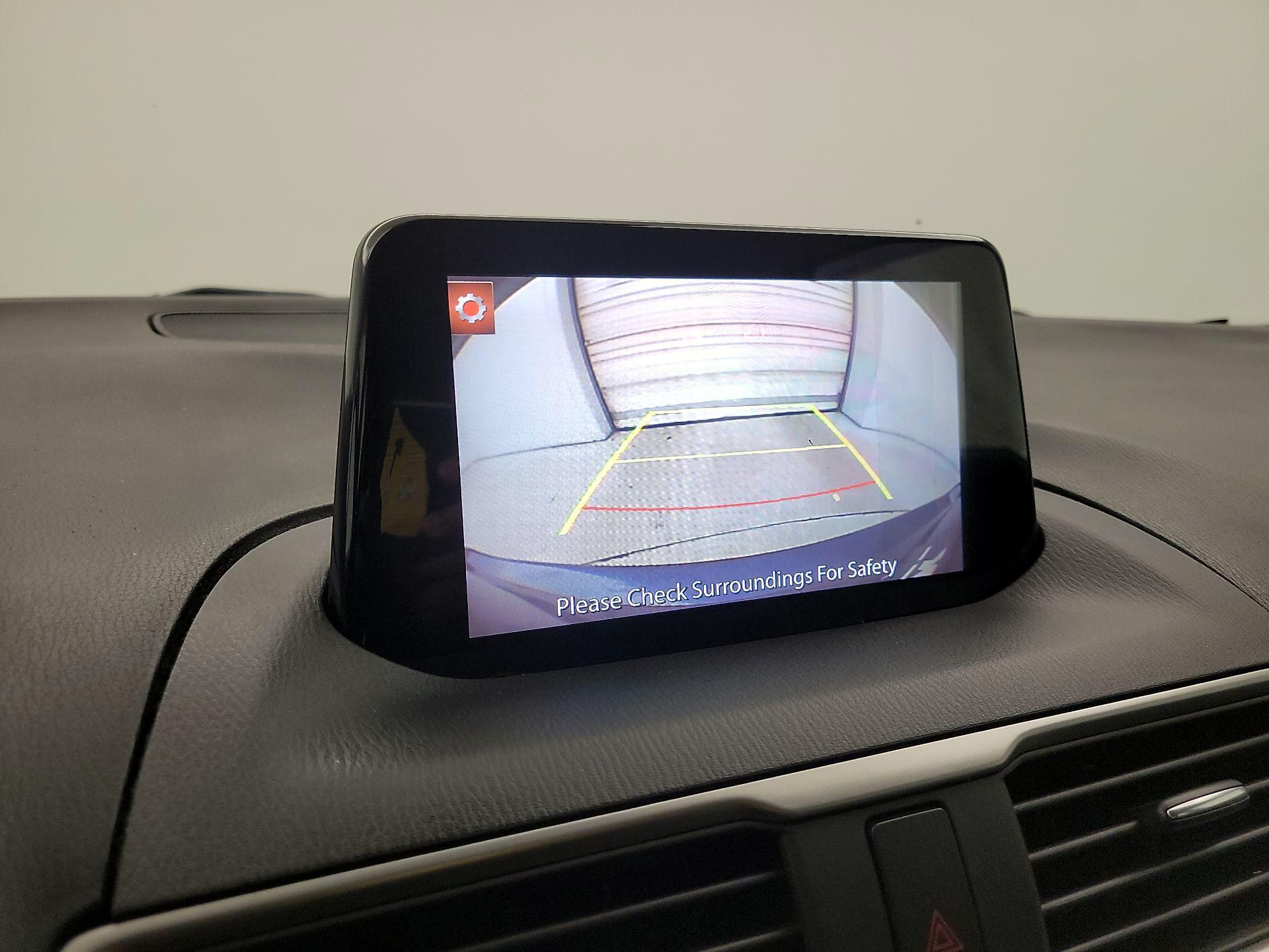 Thumbnail: 2018 Mazda Mazda3 - 15