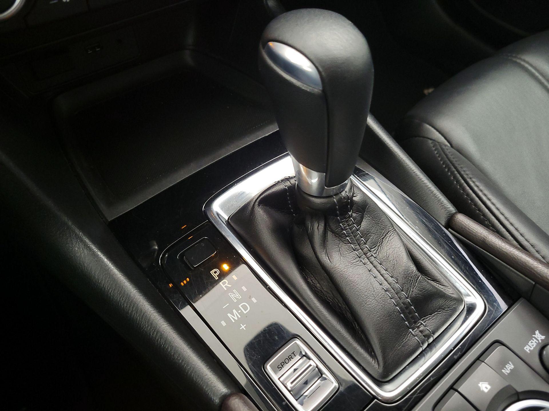 Thumbnail: 2018 Mazda Mazda3 - 18