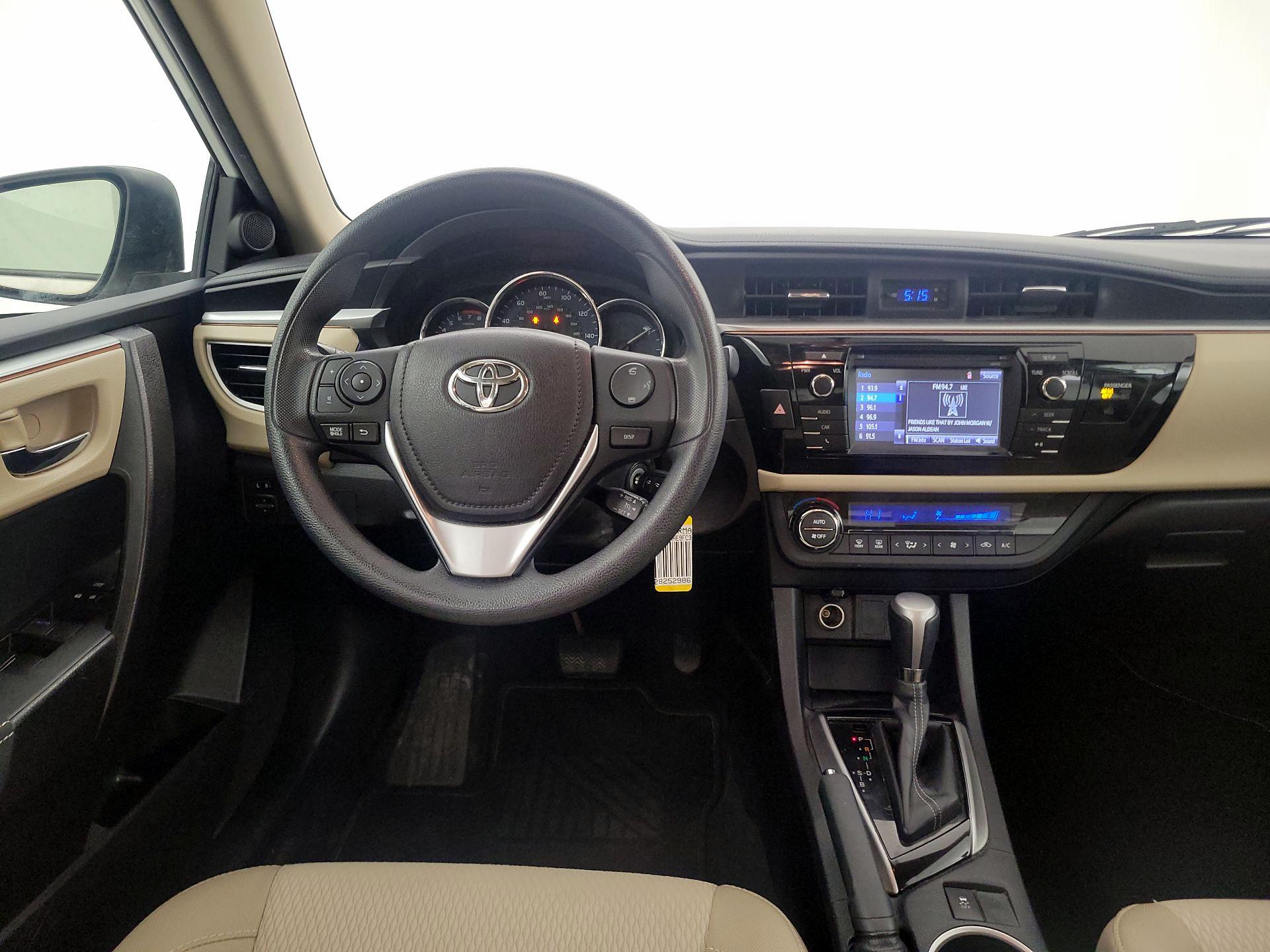 Thumbnail: 2015 Toyota Corolla - 10