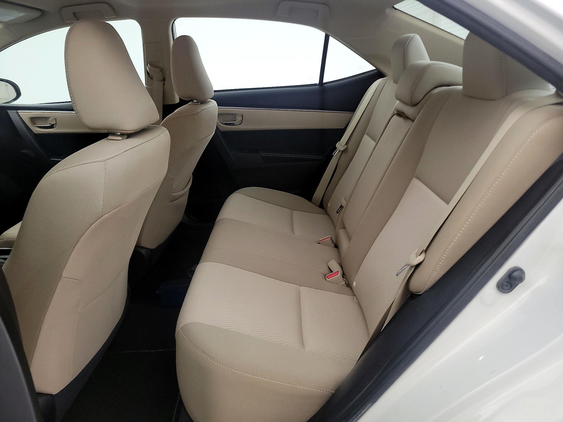 Thumbnail: 2015 Toyota Corolla - 19