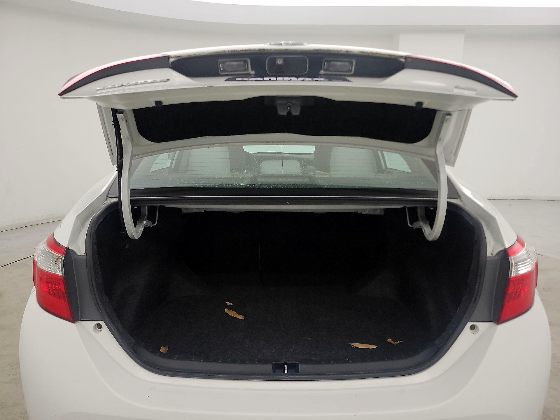 Thumbnail: 2015 Toyota Corolla - 20