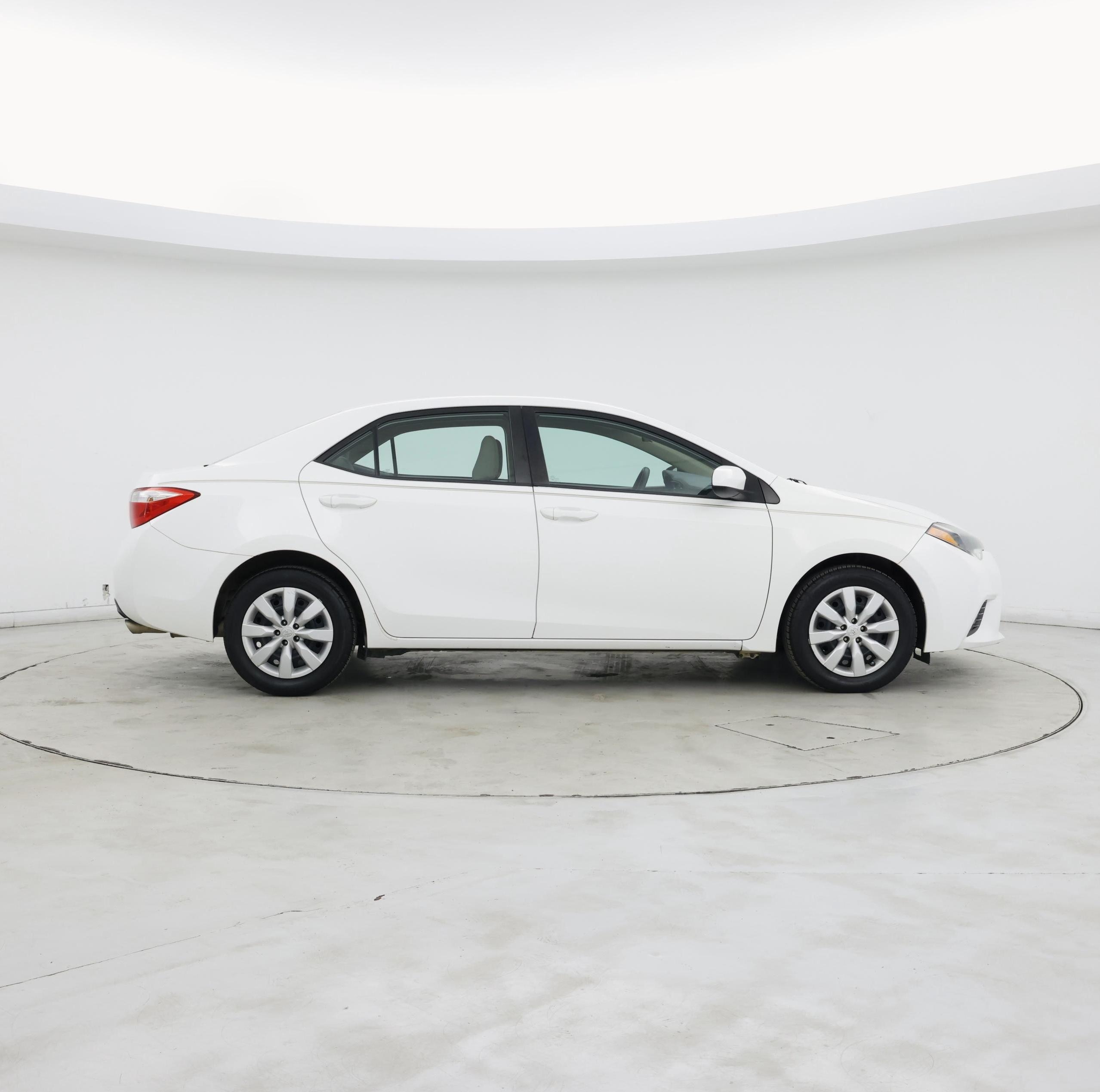 Thumbnail: 2015 Toyota Corolla - 7