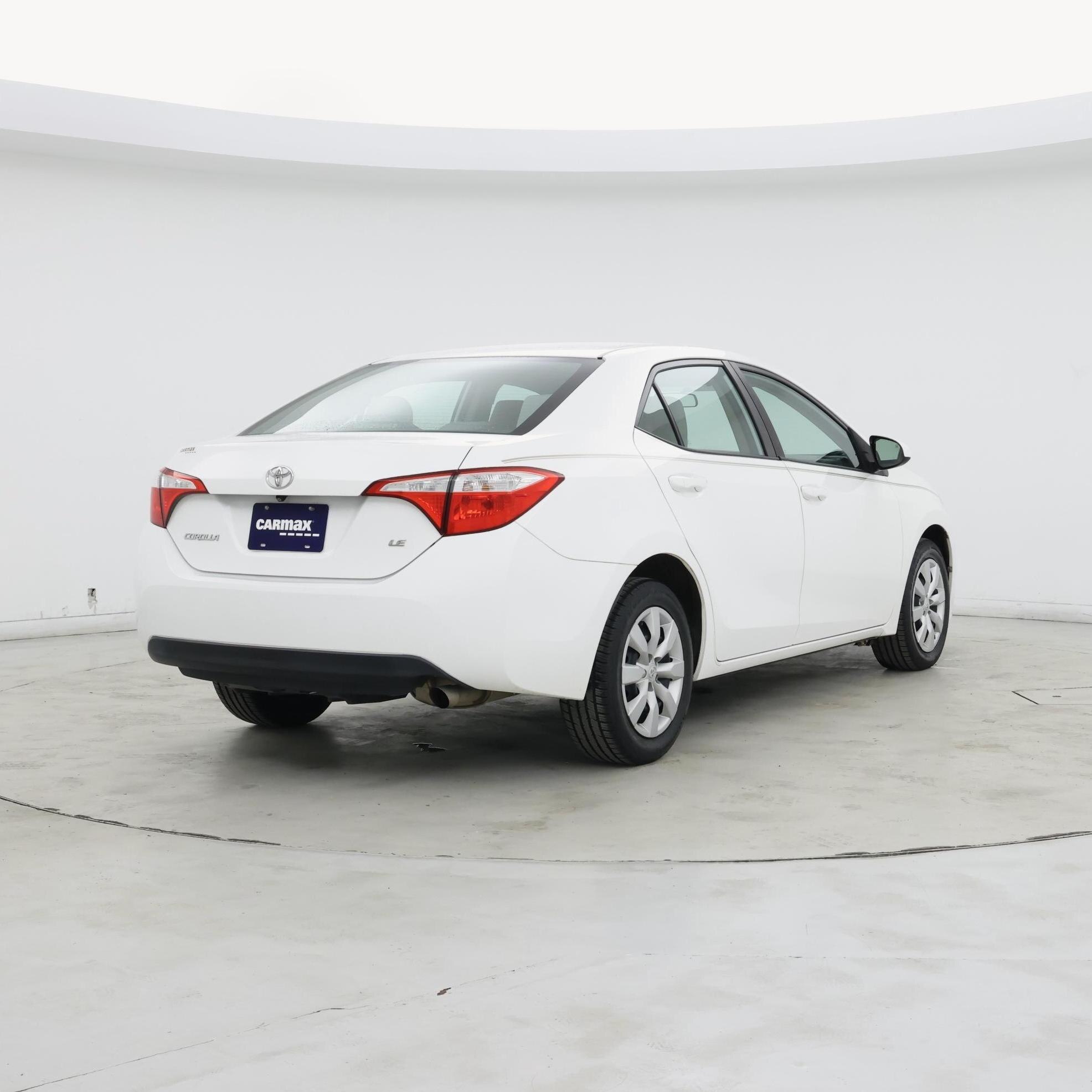 Thumbnail: 2015 Toyota Corolla - 8