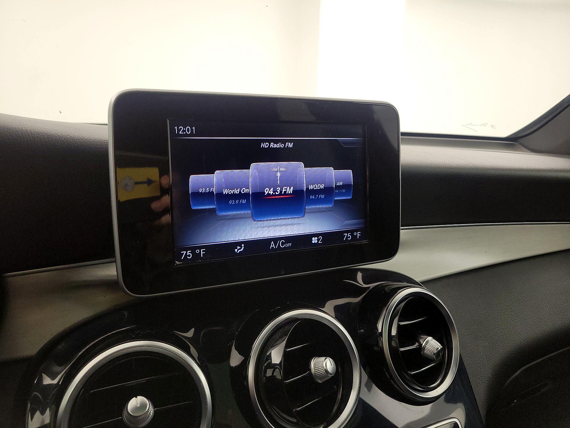 Thumbnail: 2017 Mercedes-Benz GLC - 15