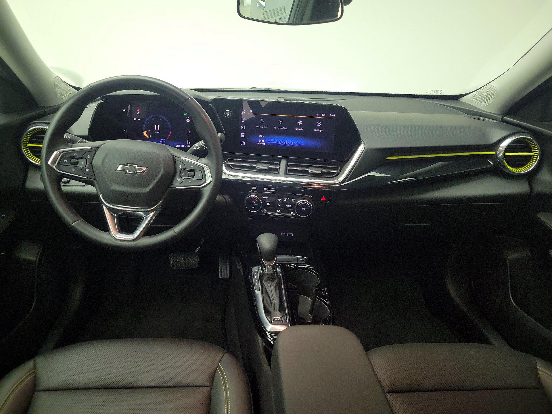 Thumbnail: 2024 Chevrolet Trax - 9