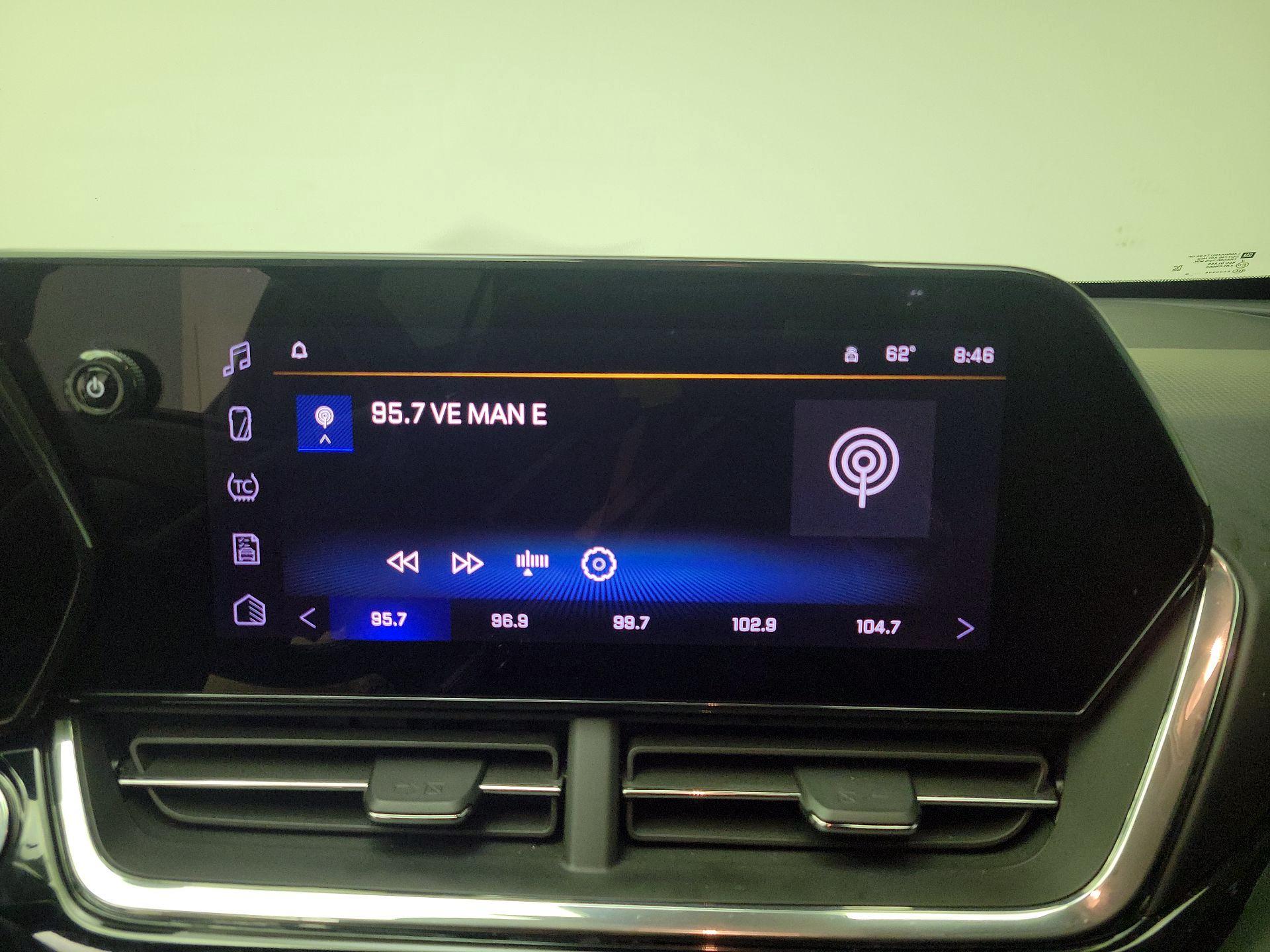 Thumbnail: 2024 Chevrolet Trax - 15