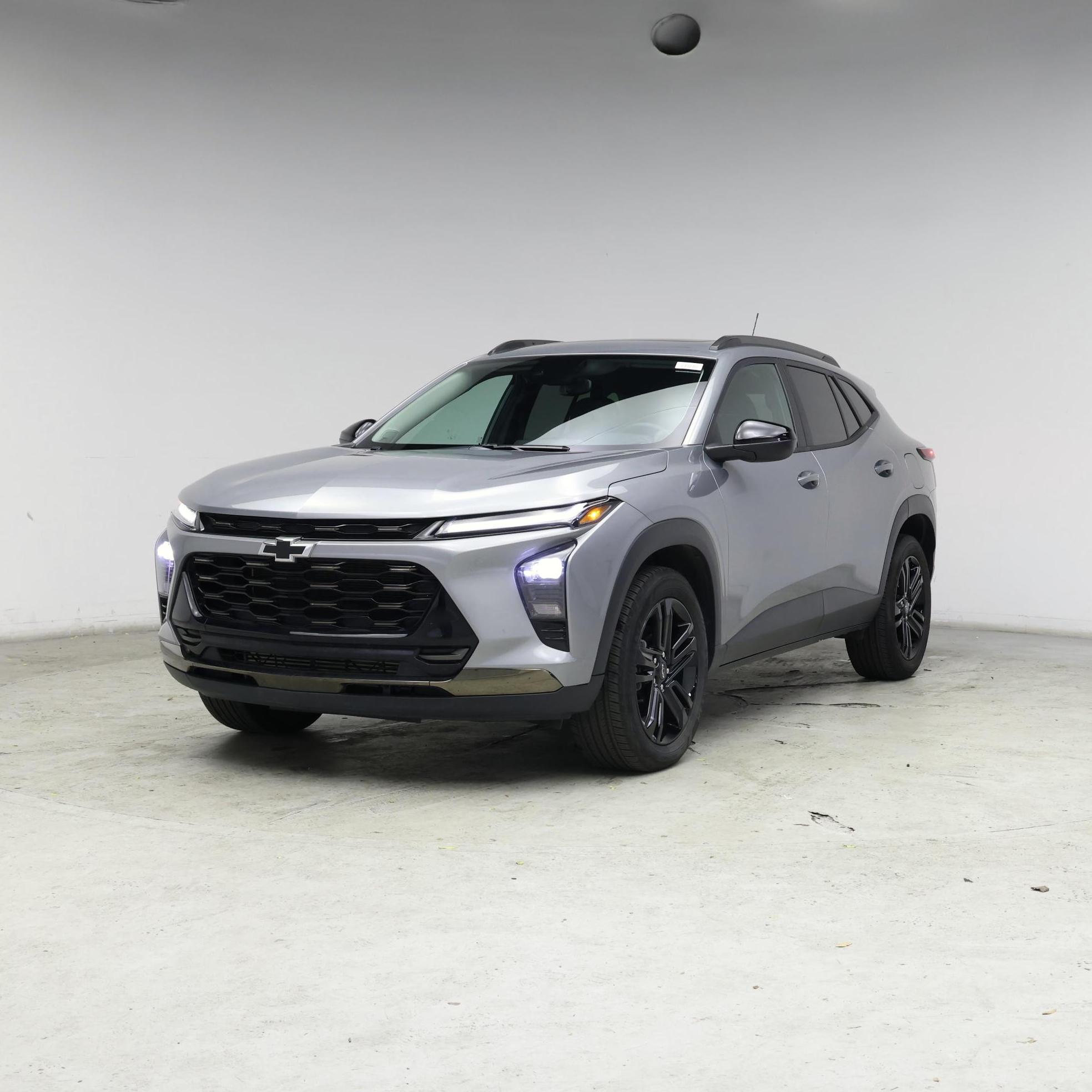 Thumbnail: 2024 Chevrolet Trax - 4