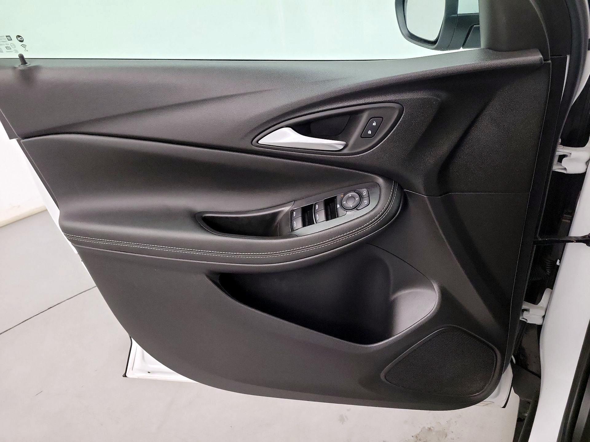 Thumbnail: 2025 Buick Encore GX - 10