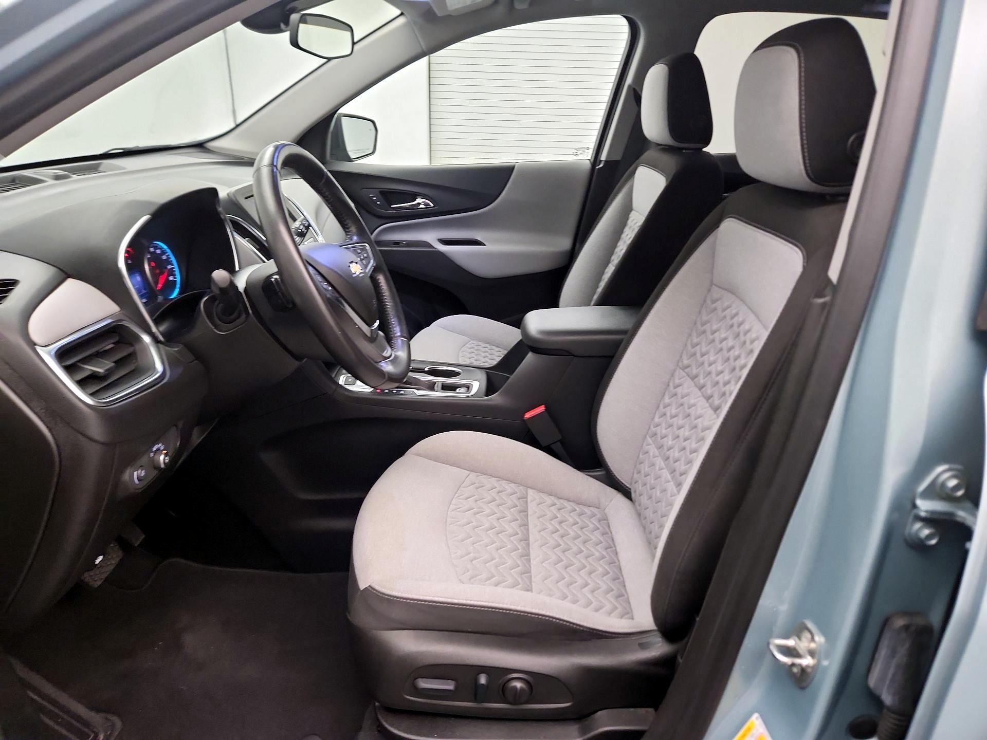 Thumbnail: 2022 Chevrolet Equinox - 11