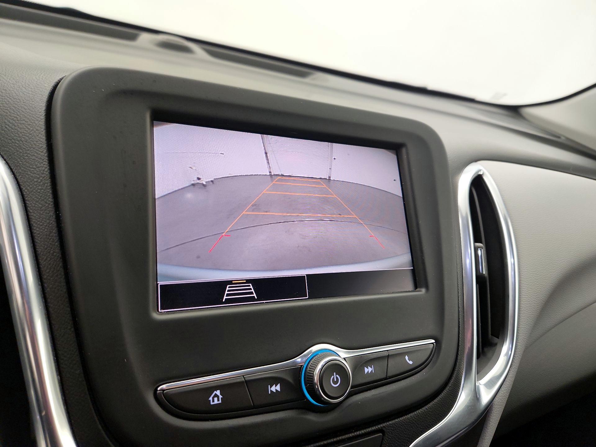 Thumbnail: 2022 Chevrolet Equinox - 14