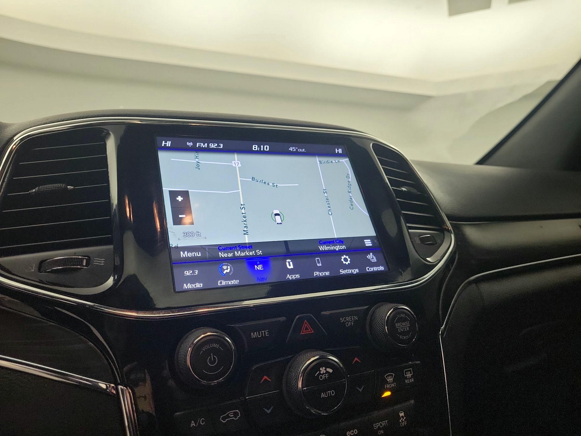 Thumbnail: 2021 Jeep Grand Cherokee - 12