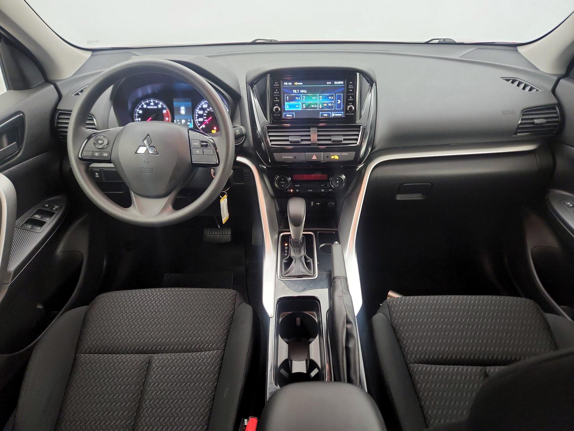 Thumbnail: 2022 Mitsubishi Eclipse Cross - 9