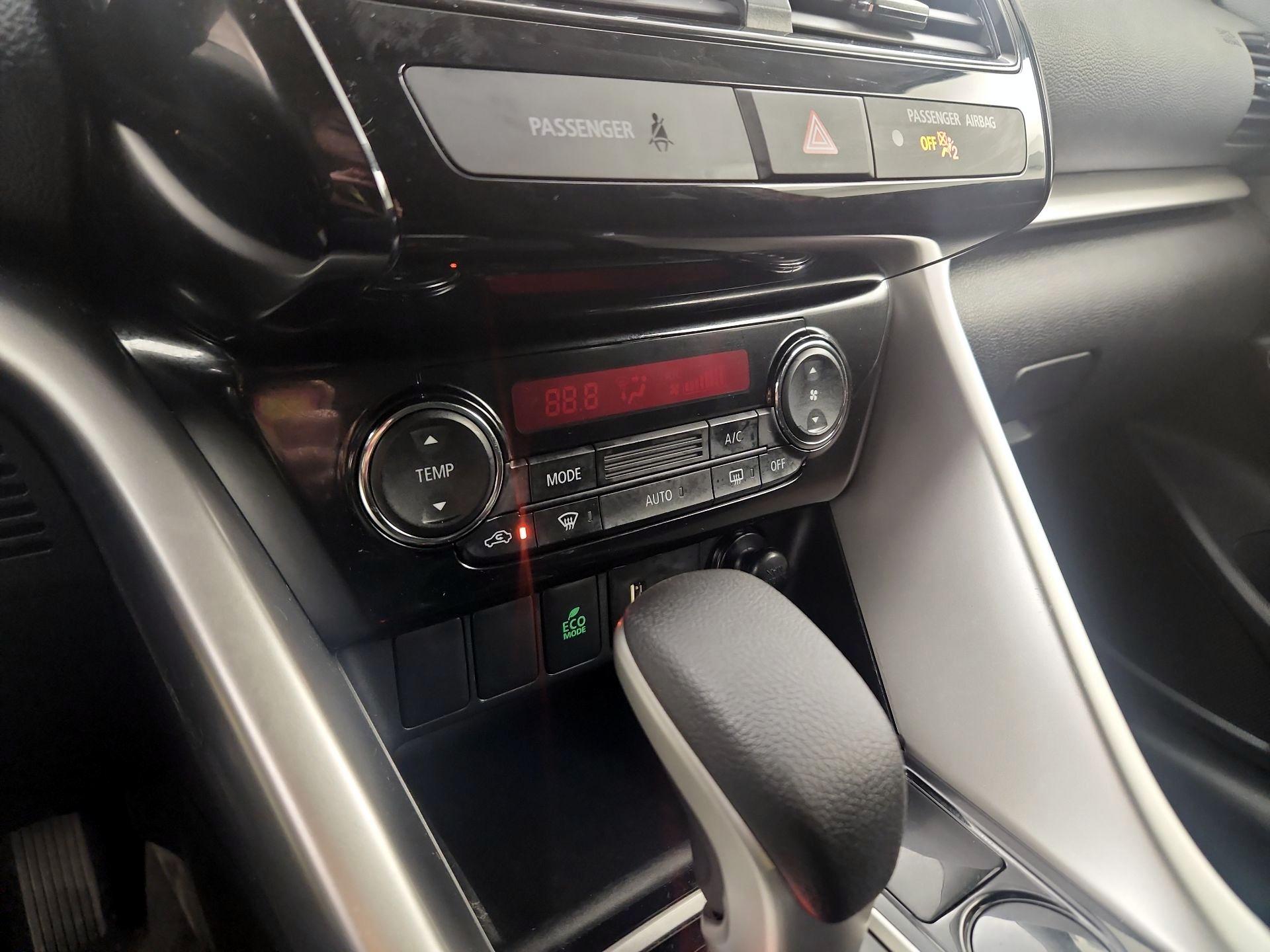 Thumbnail: 2022 Mitsubishi Eclipse Cross - 16