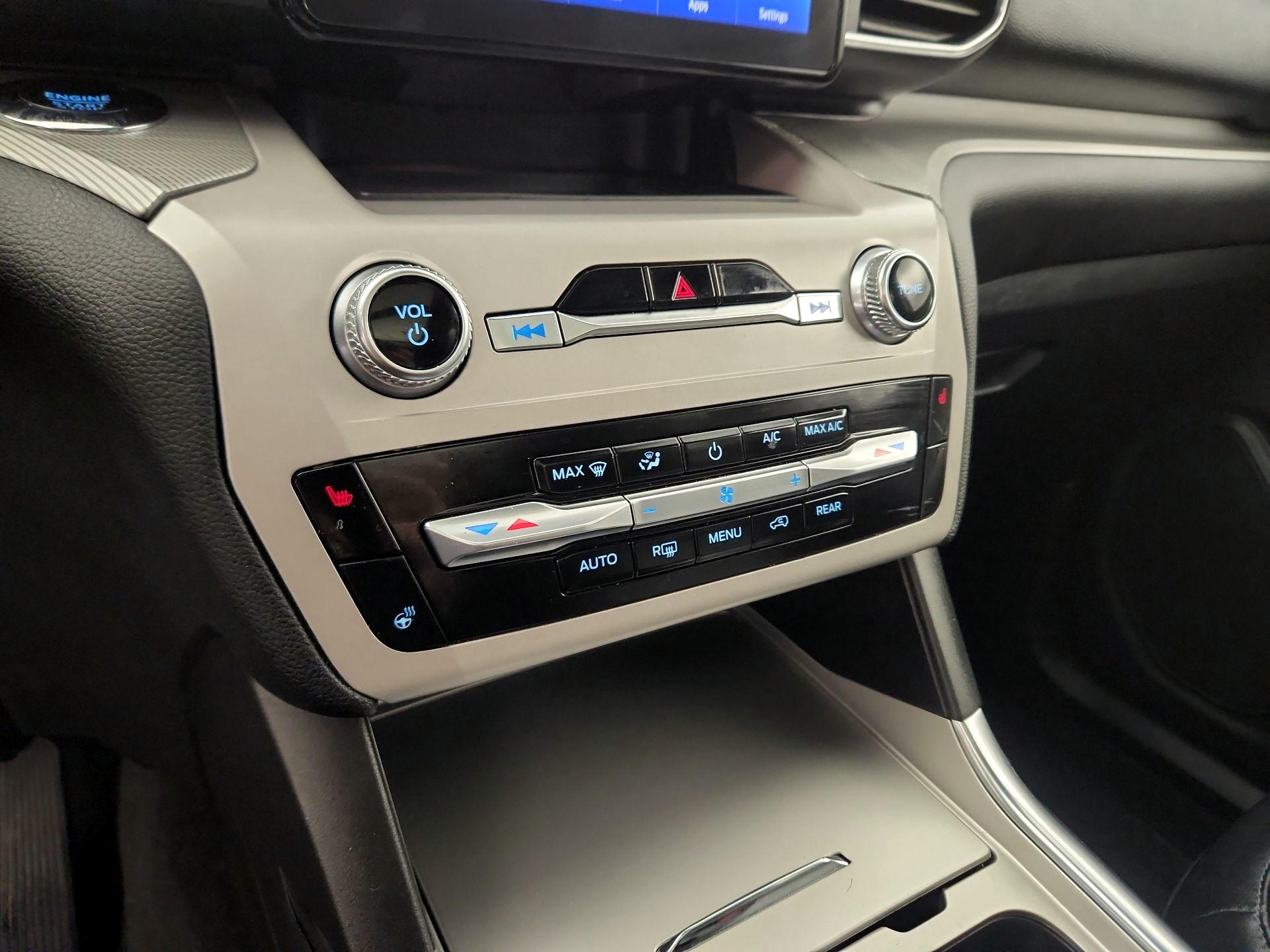 Thumbnail: 2023 Ford Explorer - 15