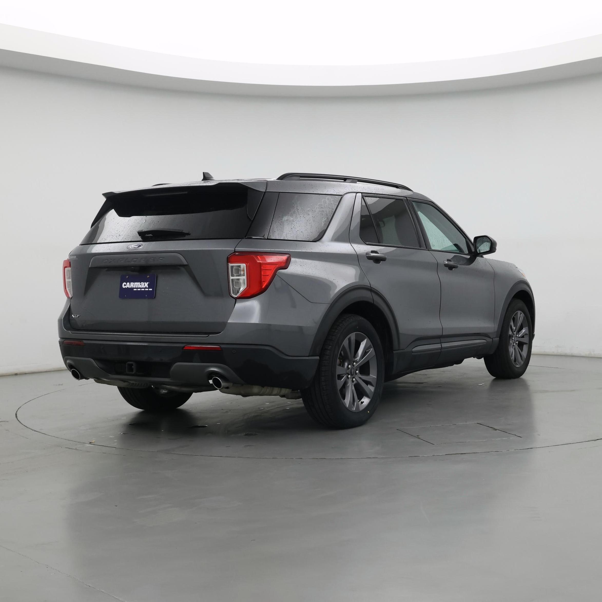 Thumbnail: 2023 Ford Explorer - 8