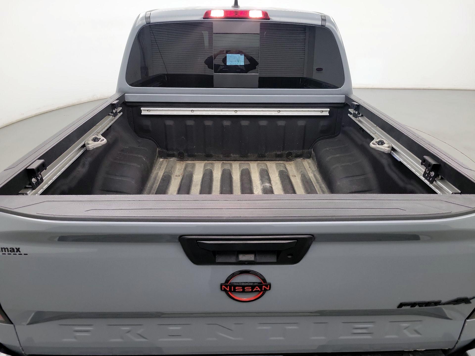 Thumbnail: 2023 Nissan Frontier - 19