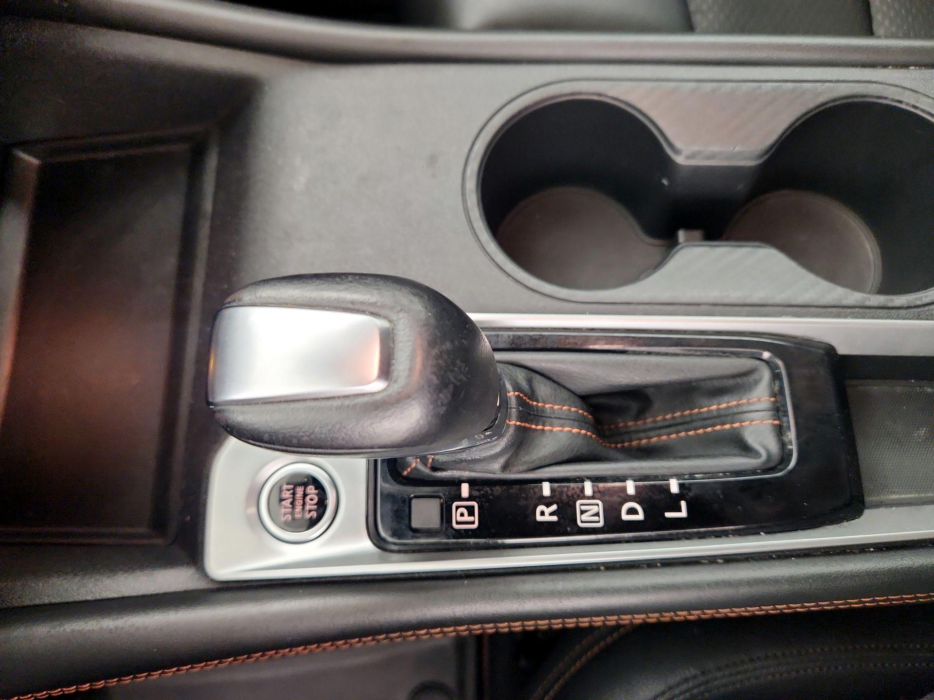 Thumbnail: 2020 Nissan Altima - 17