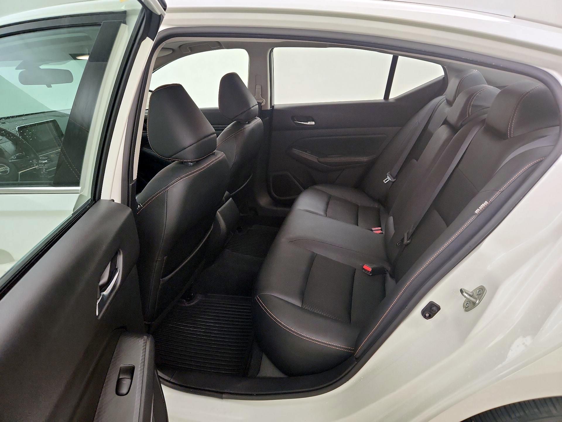 Thumbnail: 2020 Nissan Altima - 20