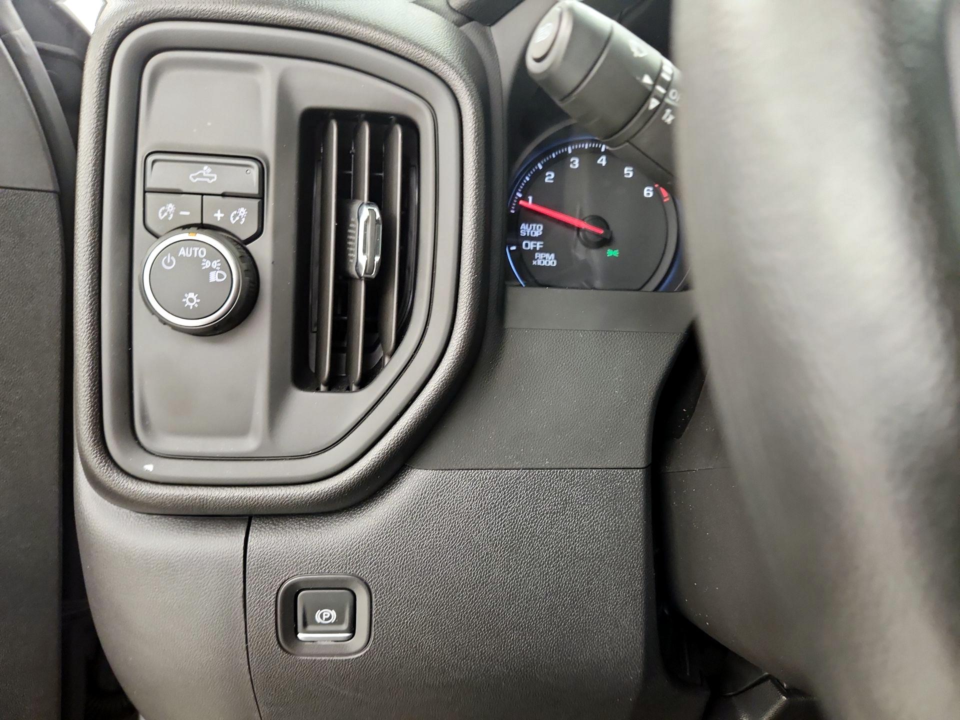 Thumbnail: 2025 Chevrolet Silverado 1500 - 13