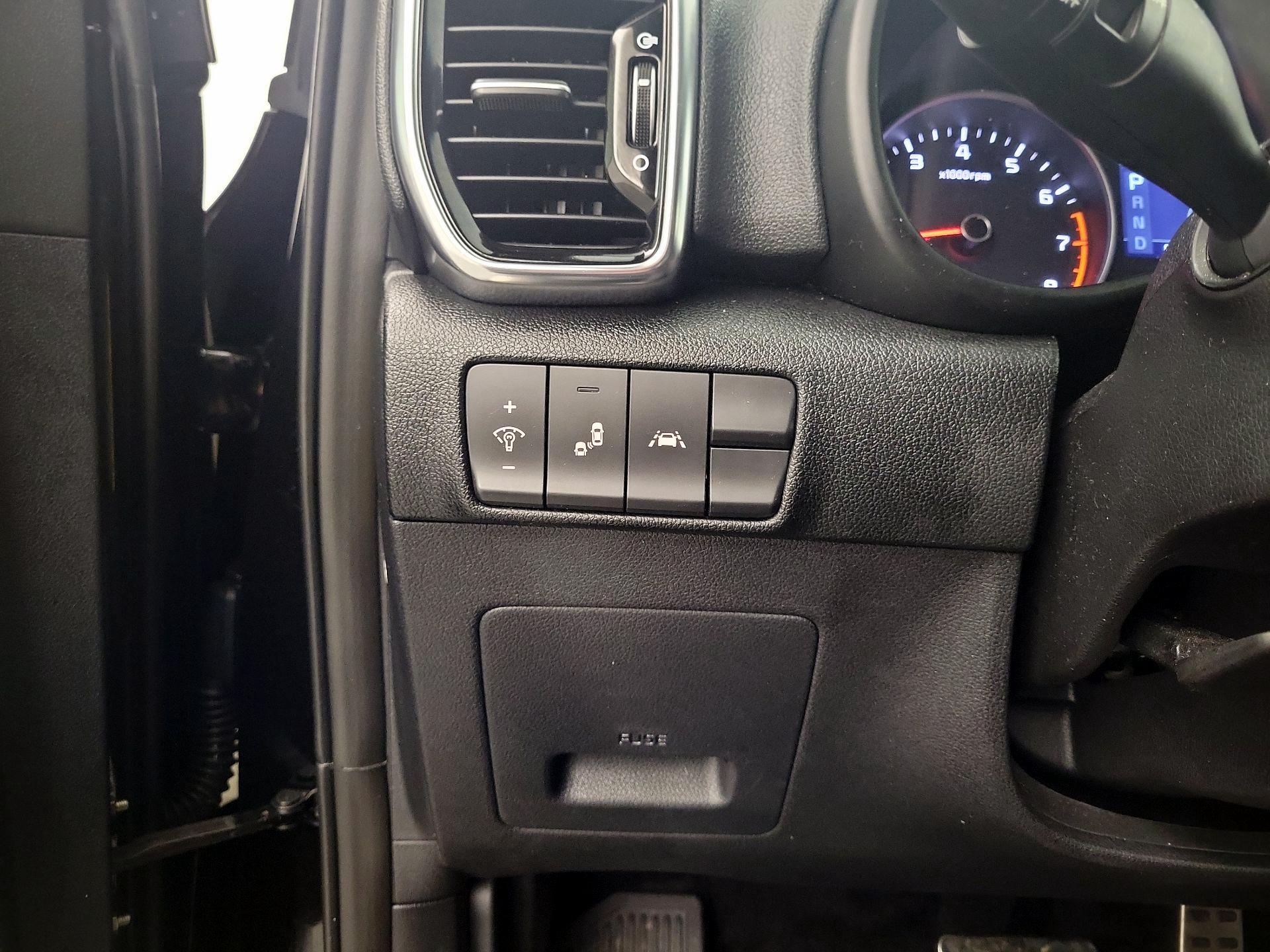 Thumbnail: 2022 Kia Sportage - 13