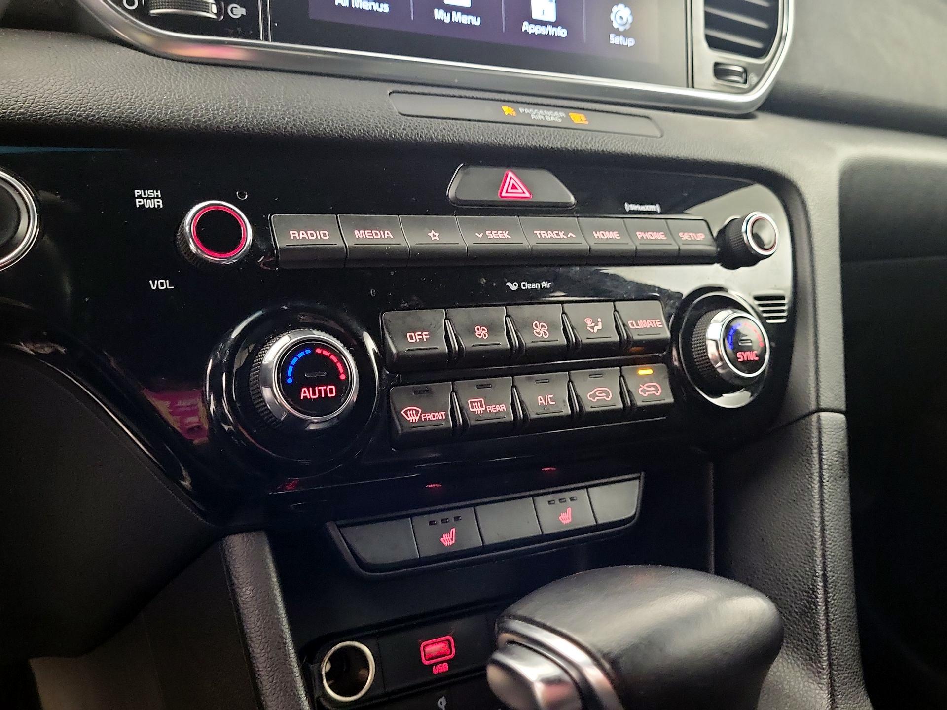 Thumbnail: 2022 Kia Sportage - 16