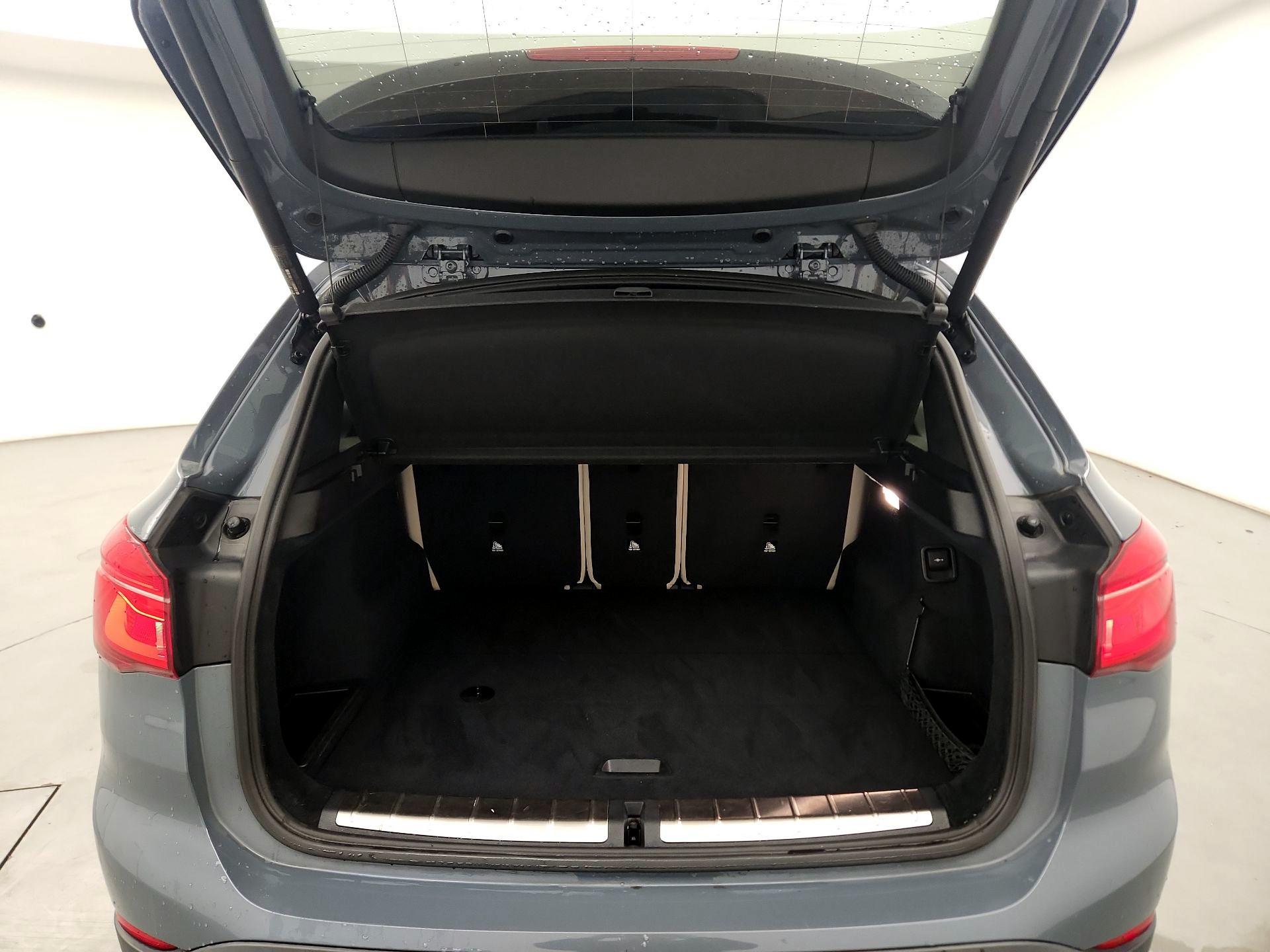 Thumbnail: 2020 BMW X1 - 20