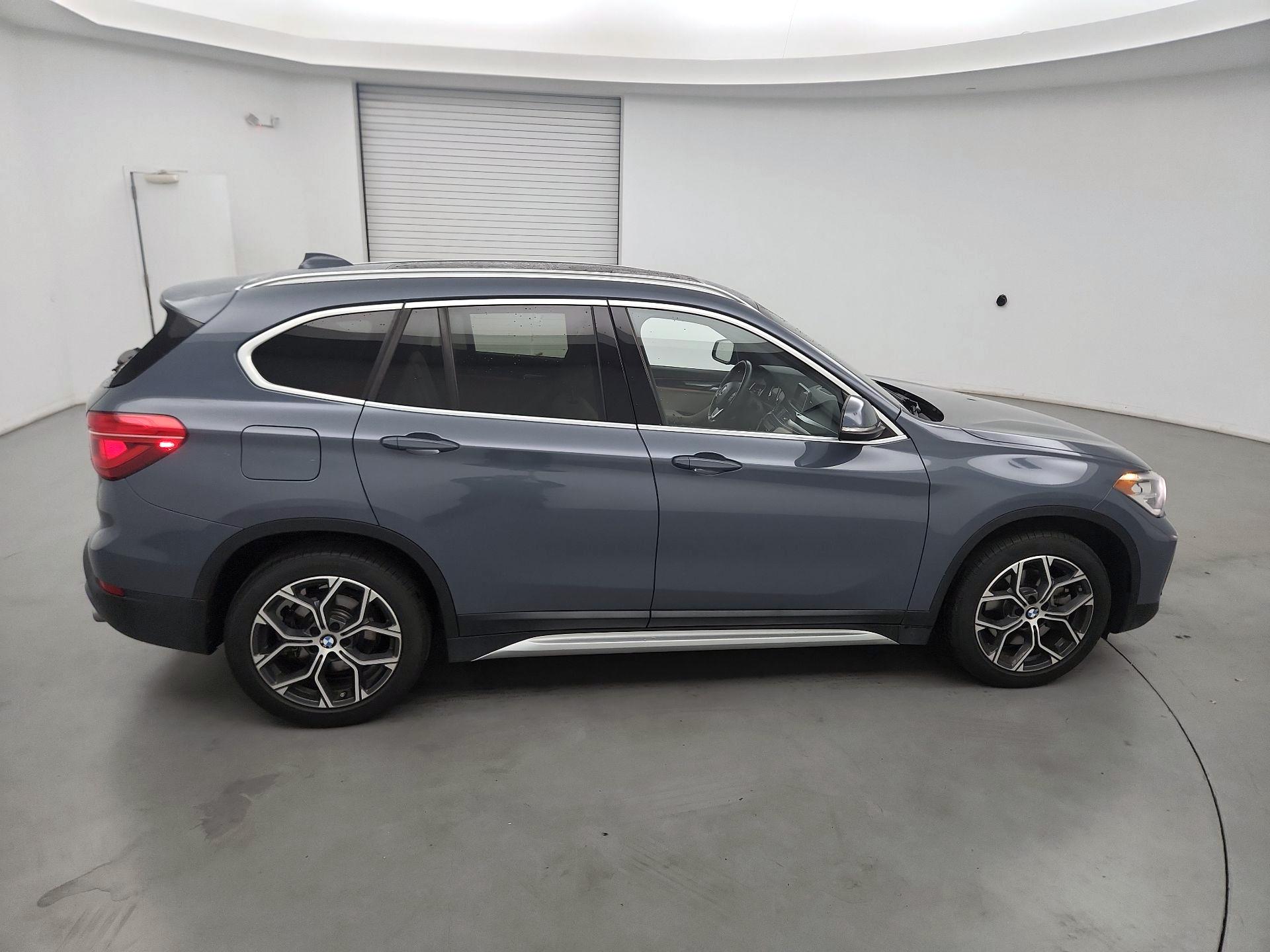 Thumbnail: 2020 BMW X1 - 4